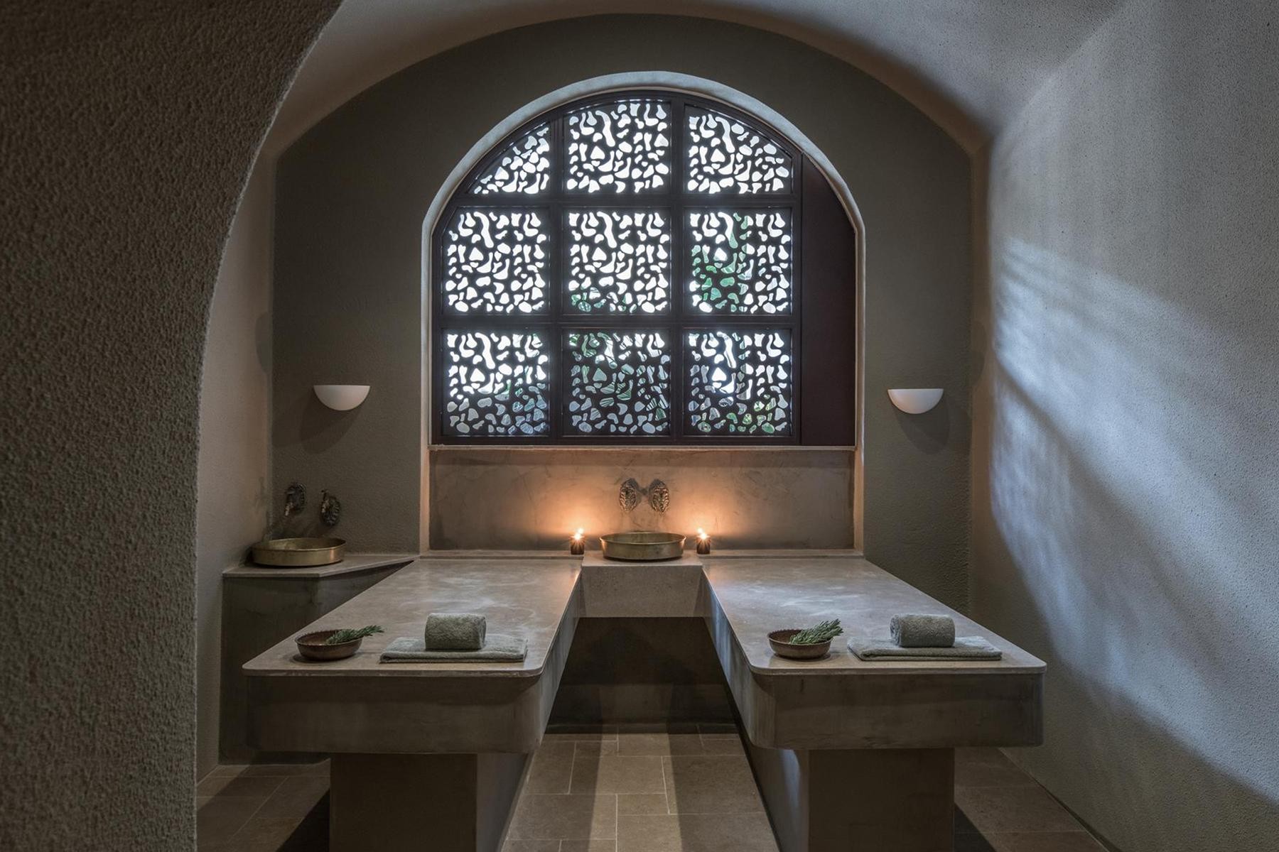 Acro Suites - A Wellbeing Resort 11