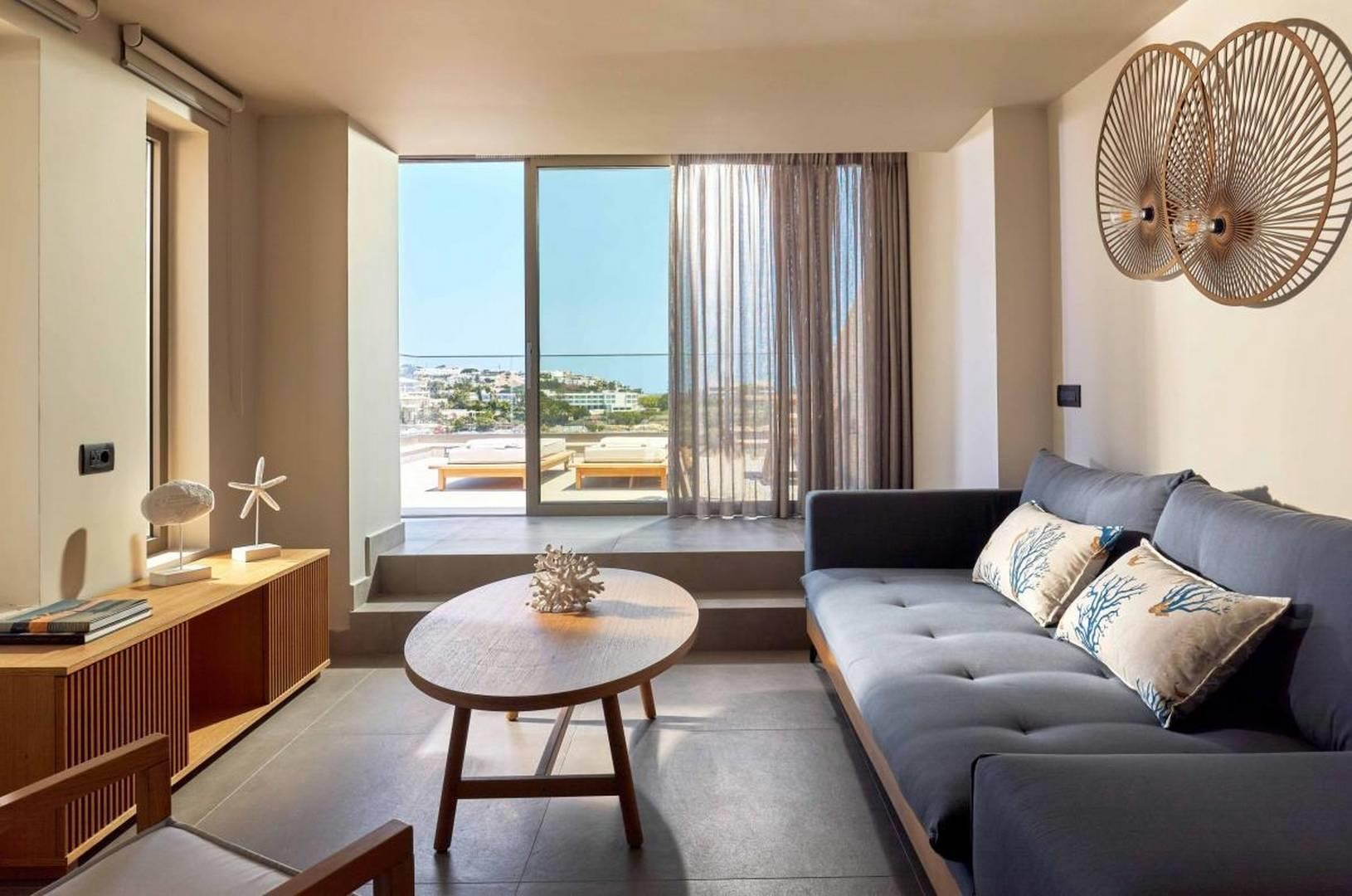 Castello Infinity Suites 10