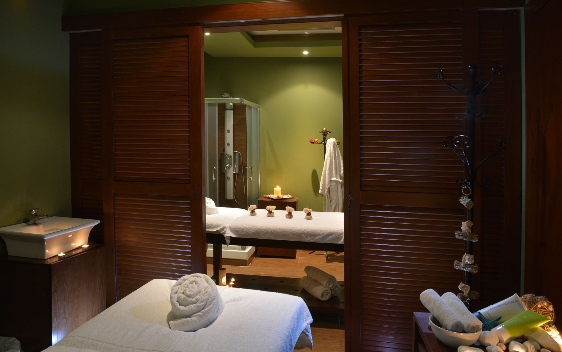 CHC Sea Side Resort & Spa 23