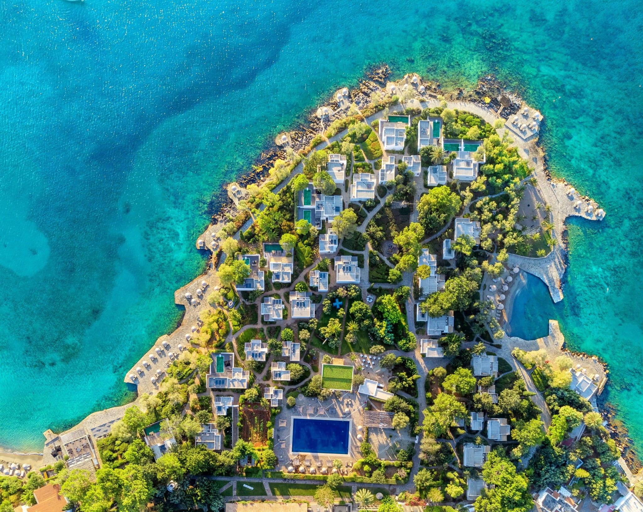 Minos Beach Art Hotel