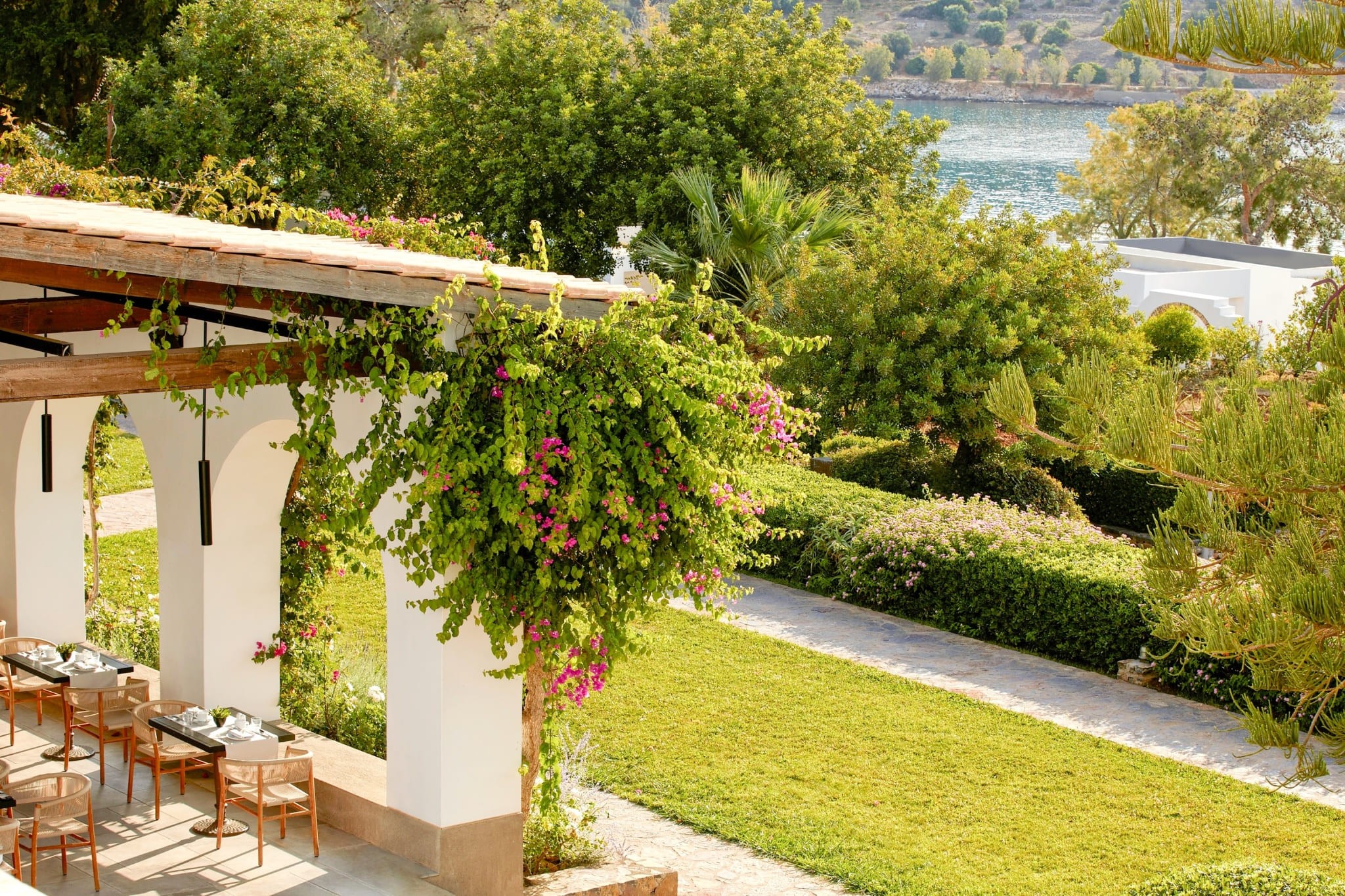 Minos Beach Art Hotel 29