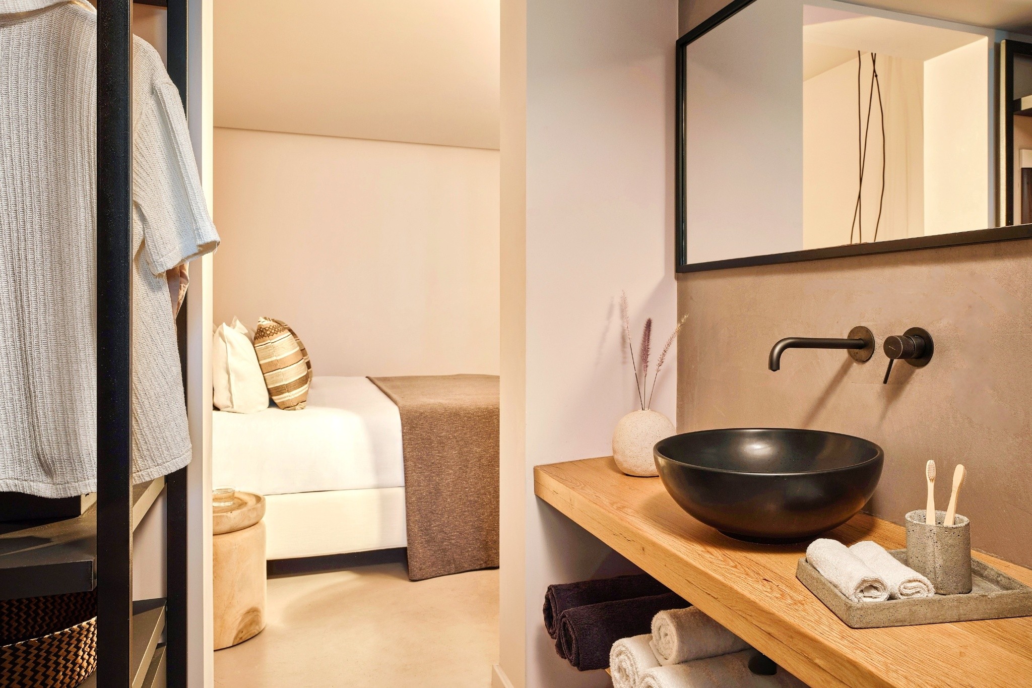 Minos Beach Art Hotel 15