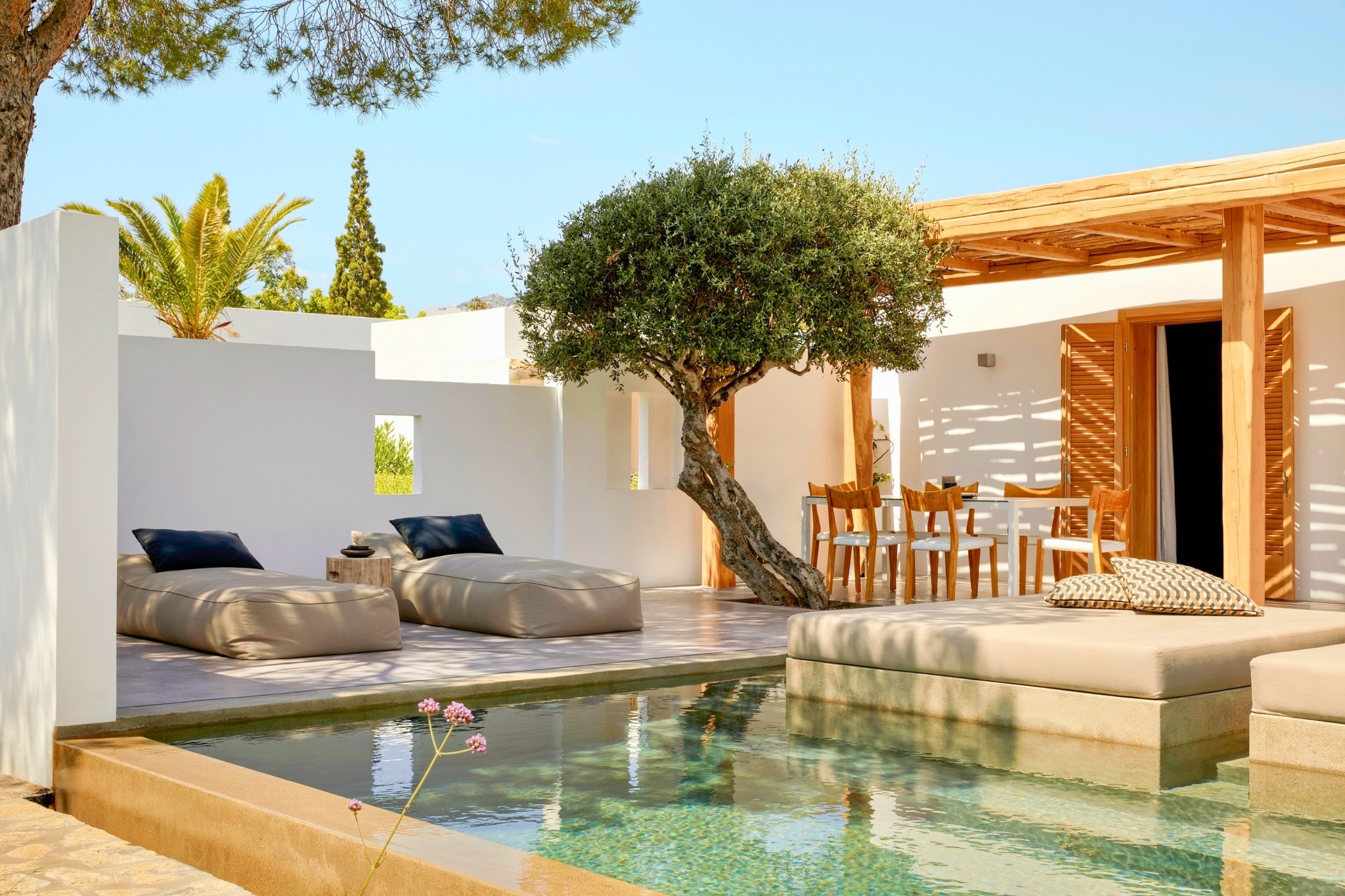 Minos Beach Art Hotel 19