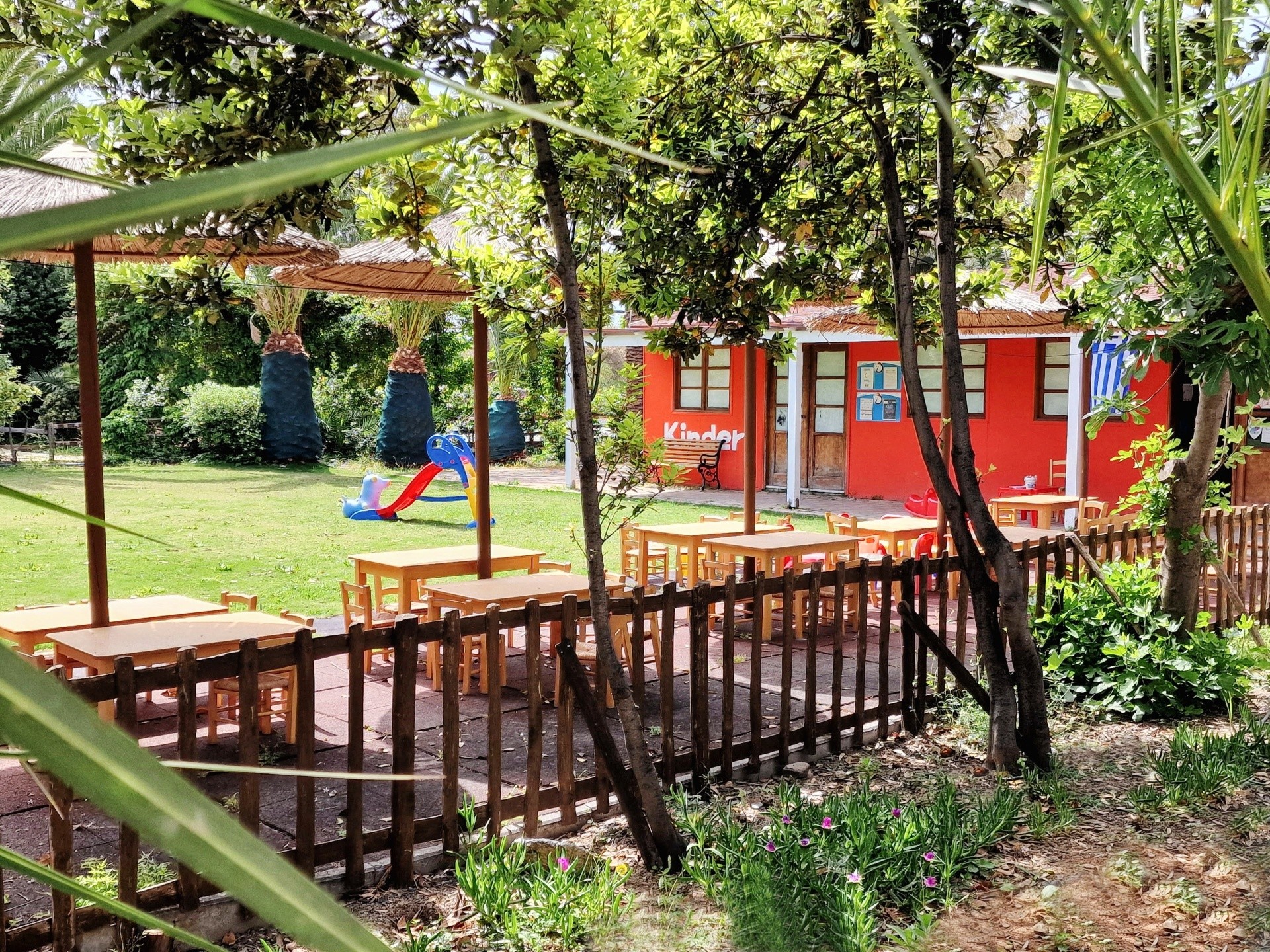 Apollonia Beach Resort & Spa 31