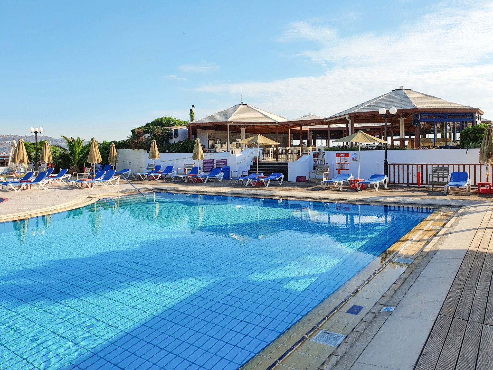 Apollonia Beach Resort & Spa 17