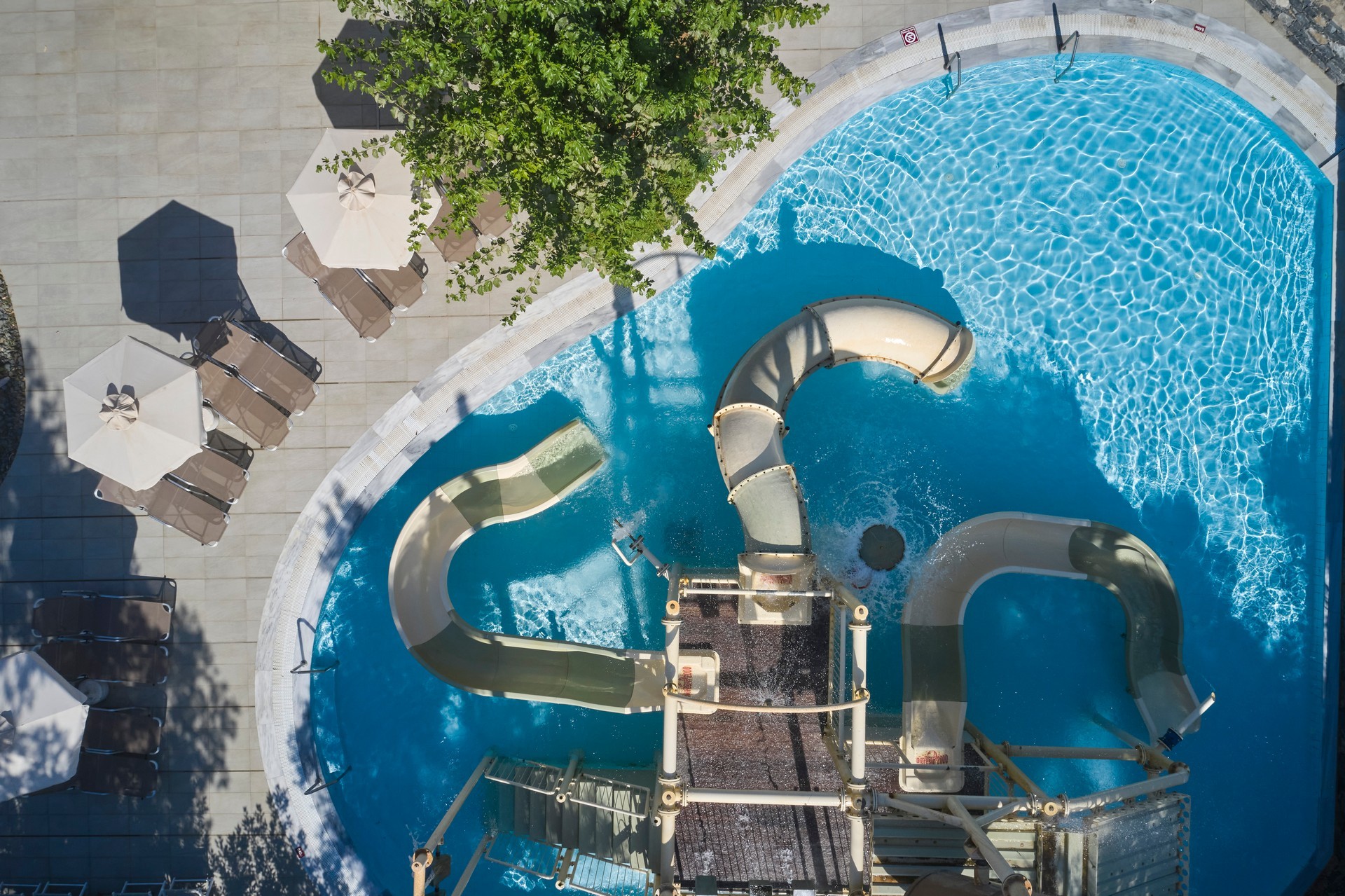 Atlantica Akti Zeus 22