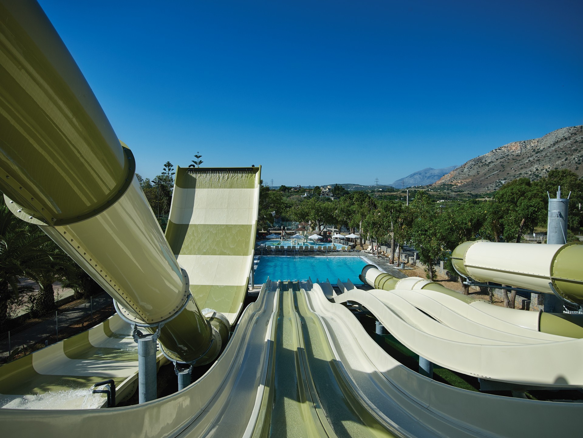 Atlantica Akti Zeus 26