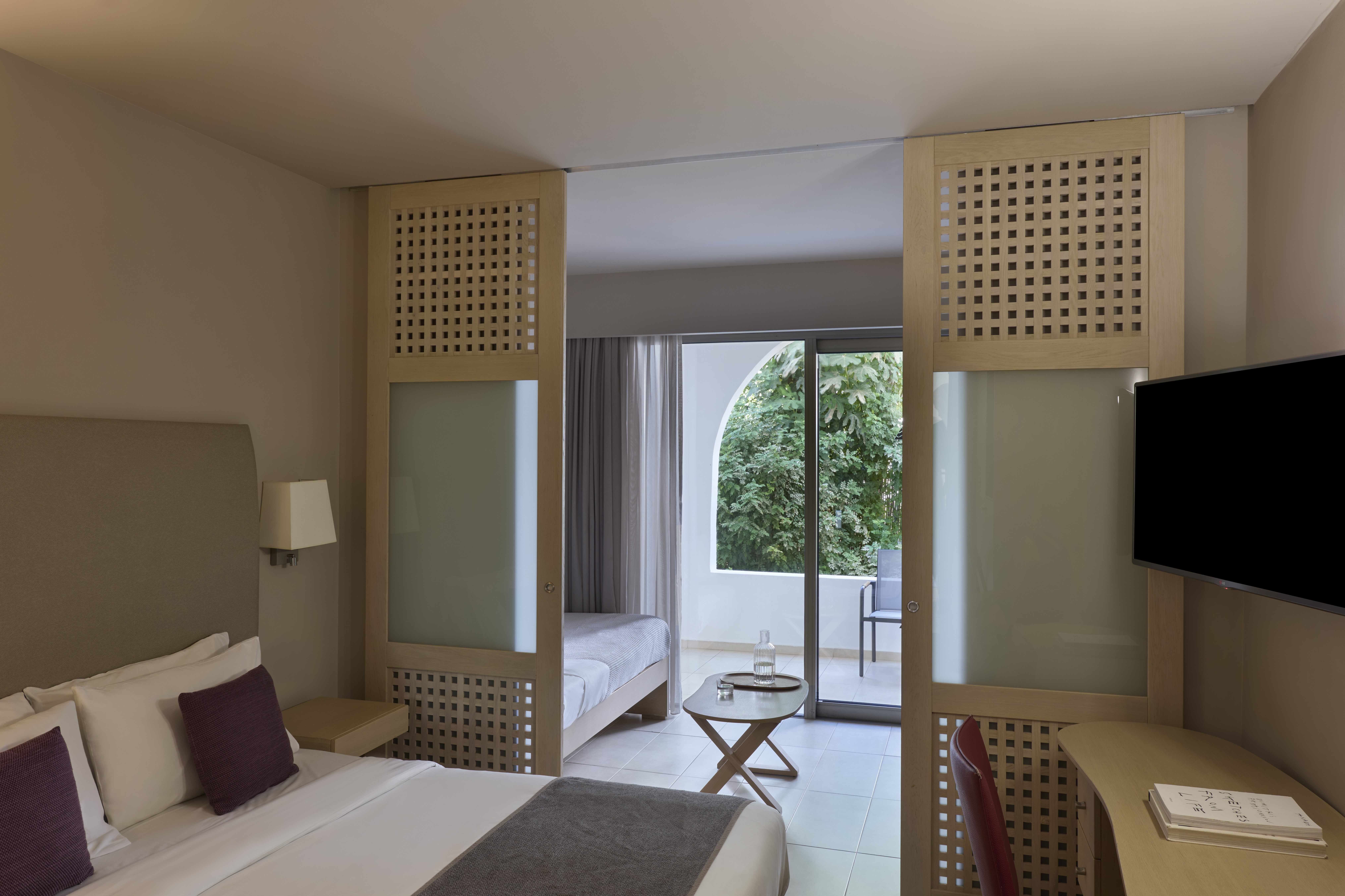 Atlantica Akti Zeus 11