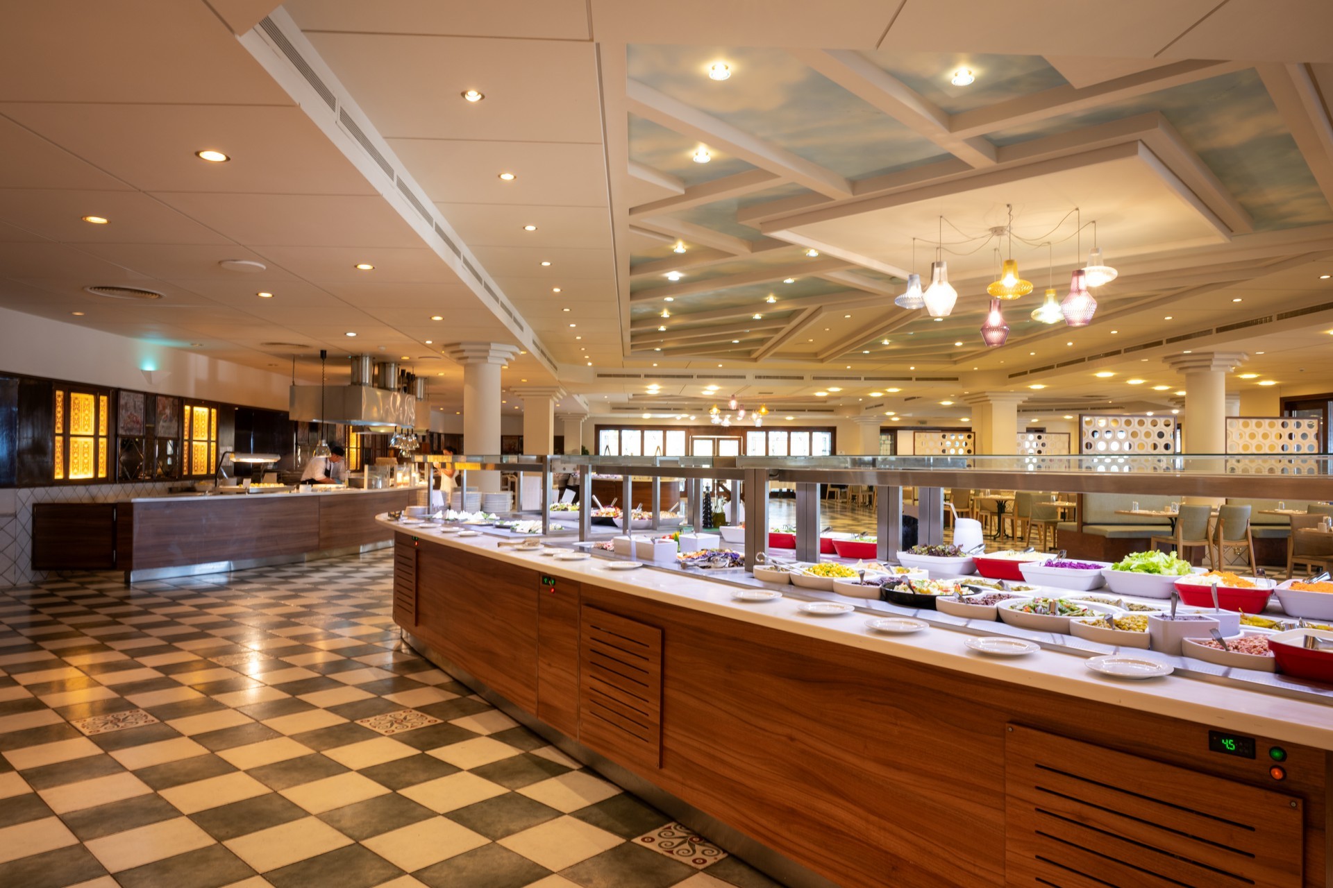 MITSIS ROYAL MARE 12