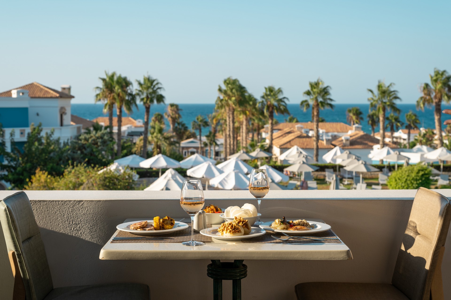 MITSIS ROYAL MARE 19