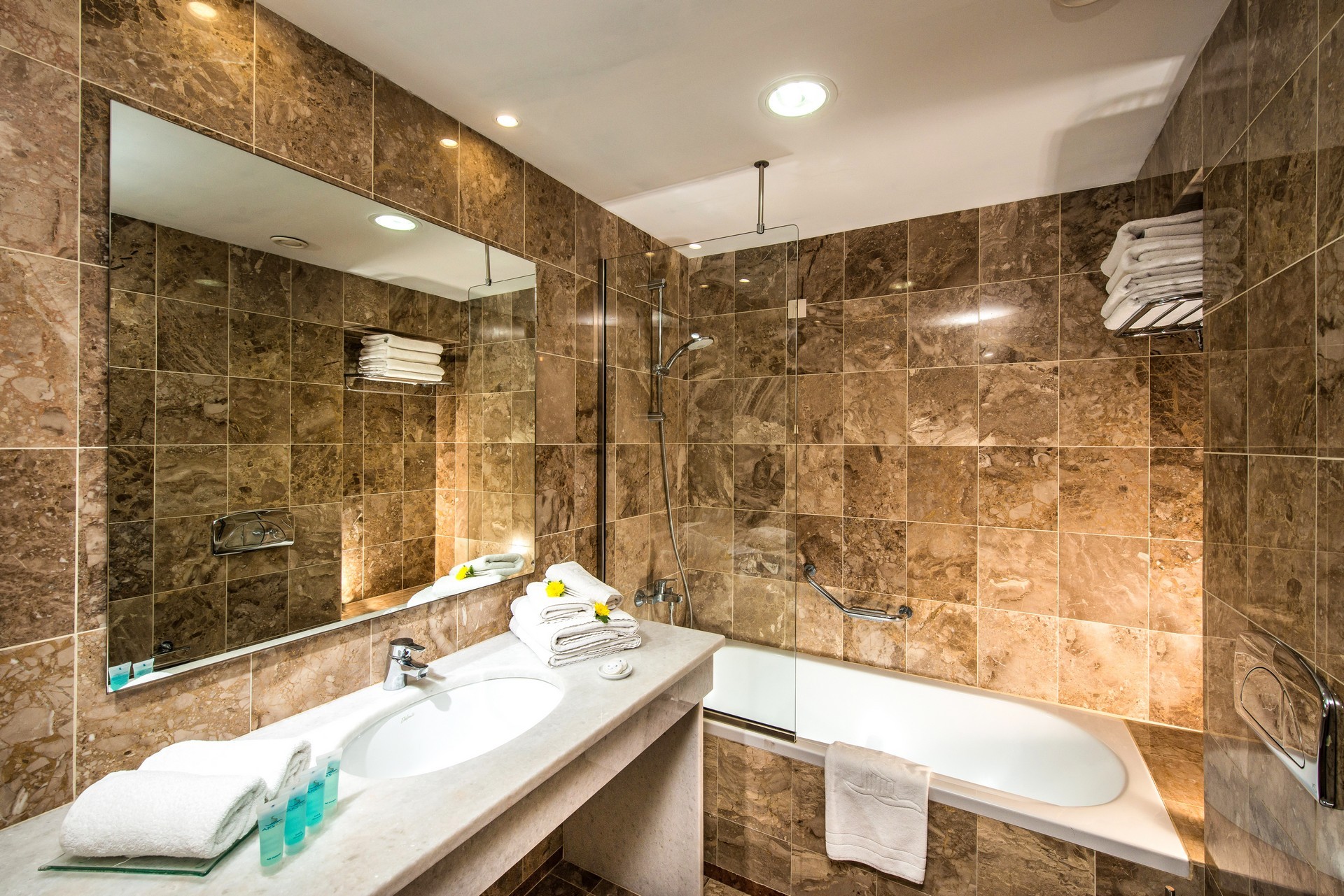 Annabelle Beach Resort 10