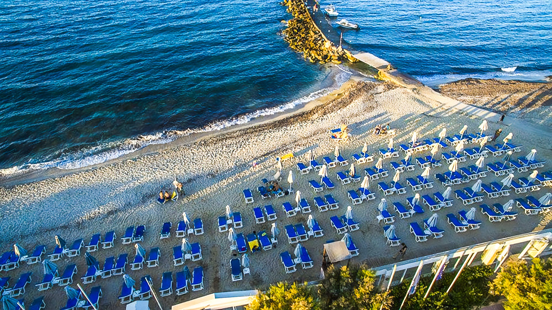 Annabelle Beach Resort 30