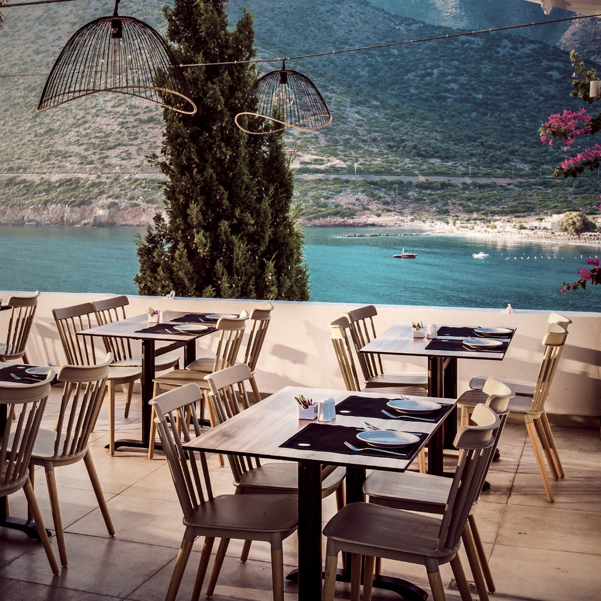 Troulis Apartments 10