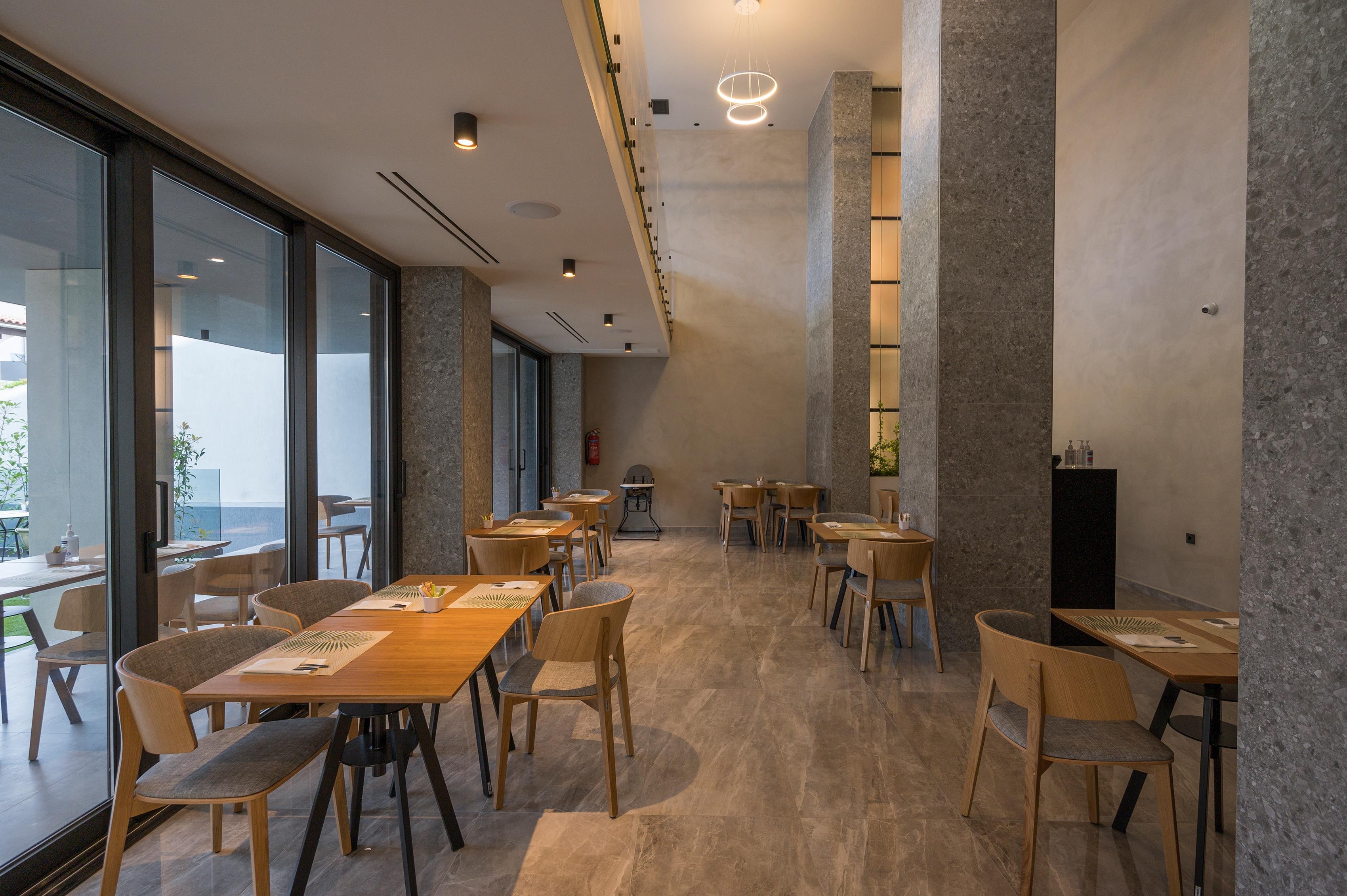 HYPERION CITY HOTEL 10