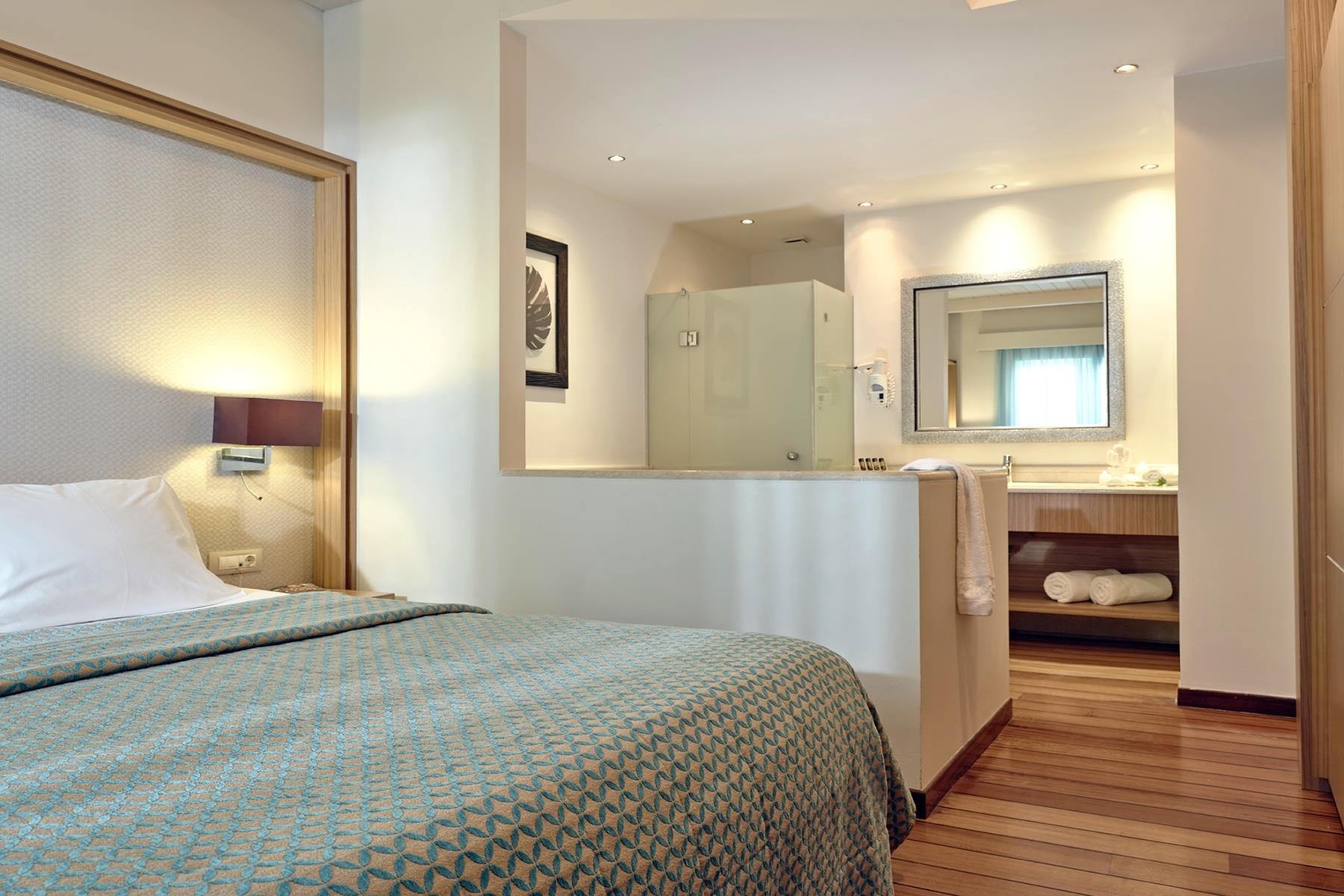 Pilot Beach Resort 16