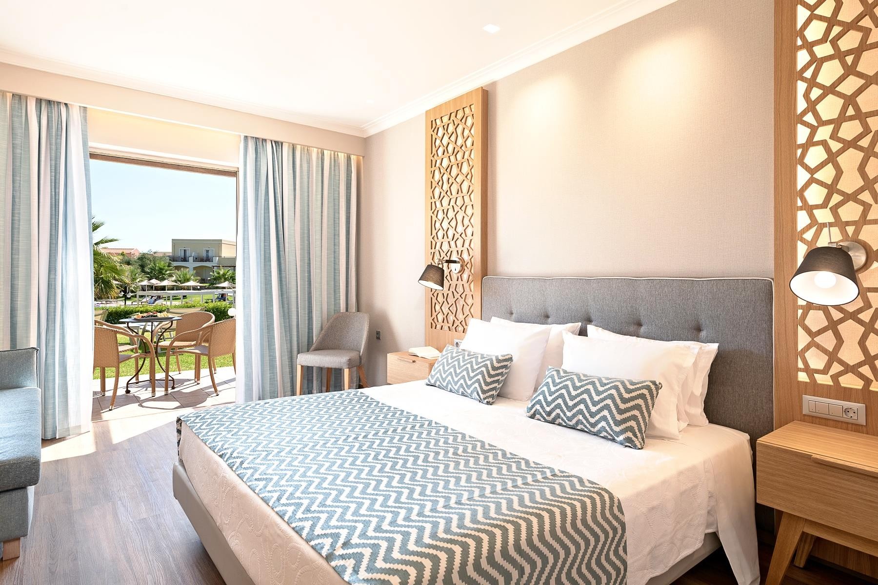 Pilot Beach Resort 6