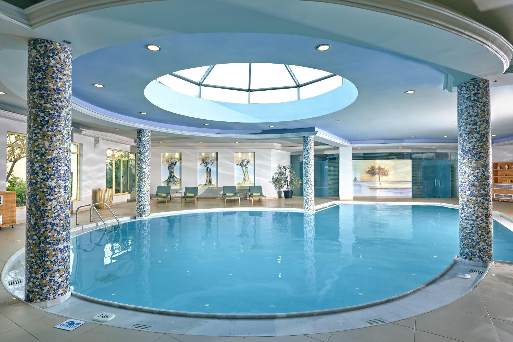 Pilot Beach Resort 34