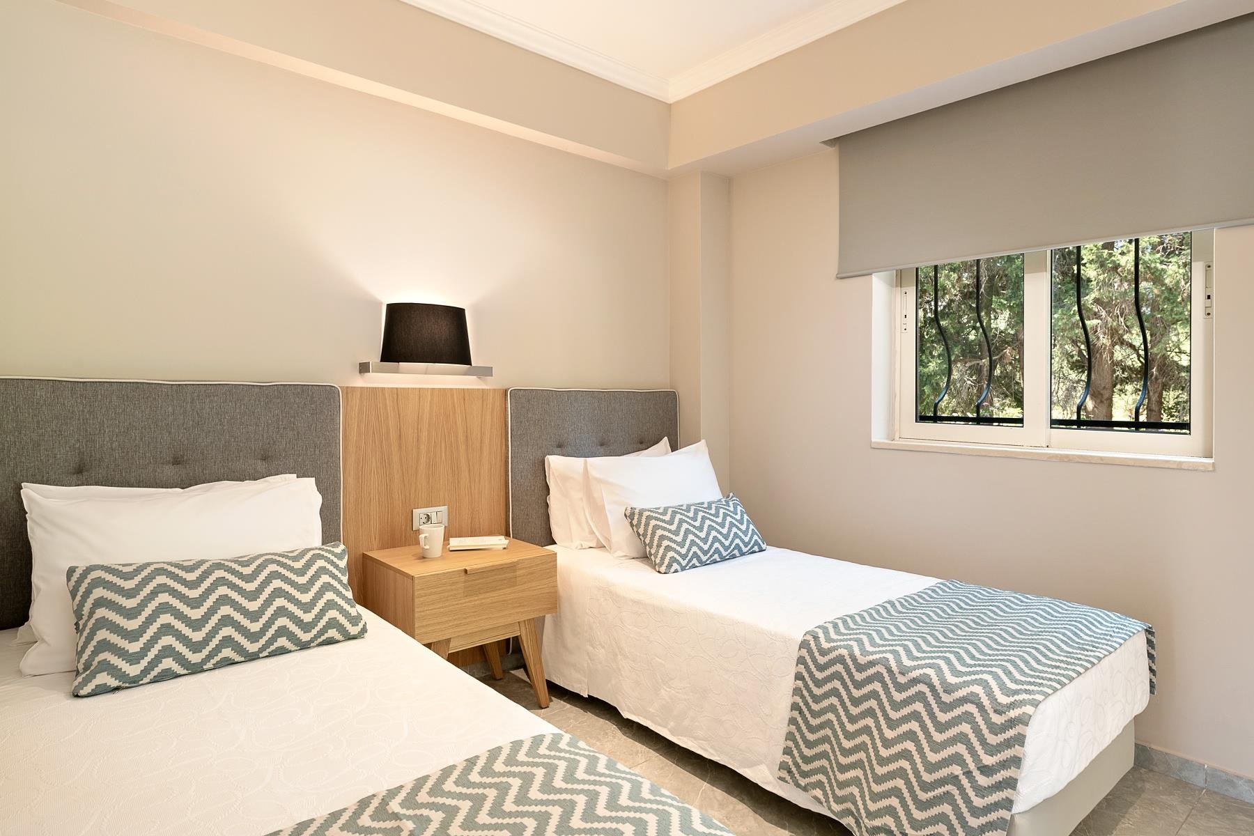 Pilot Beach Resort 8