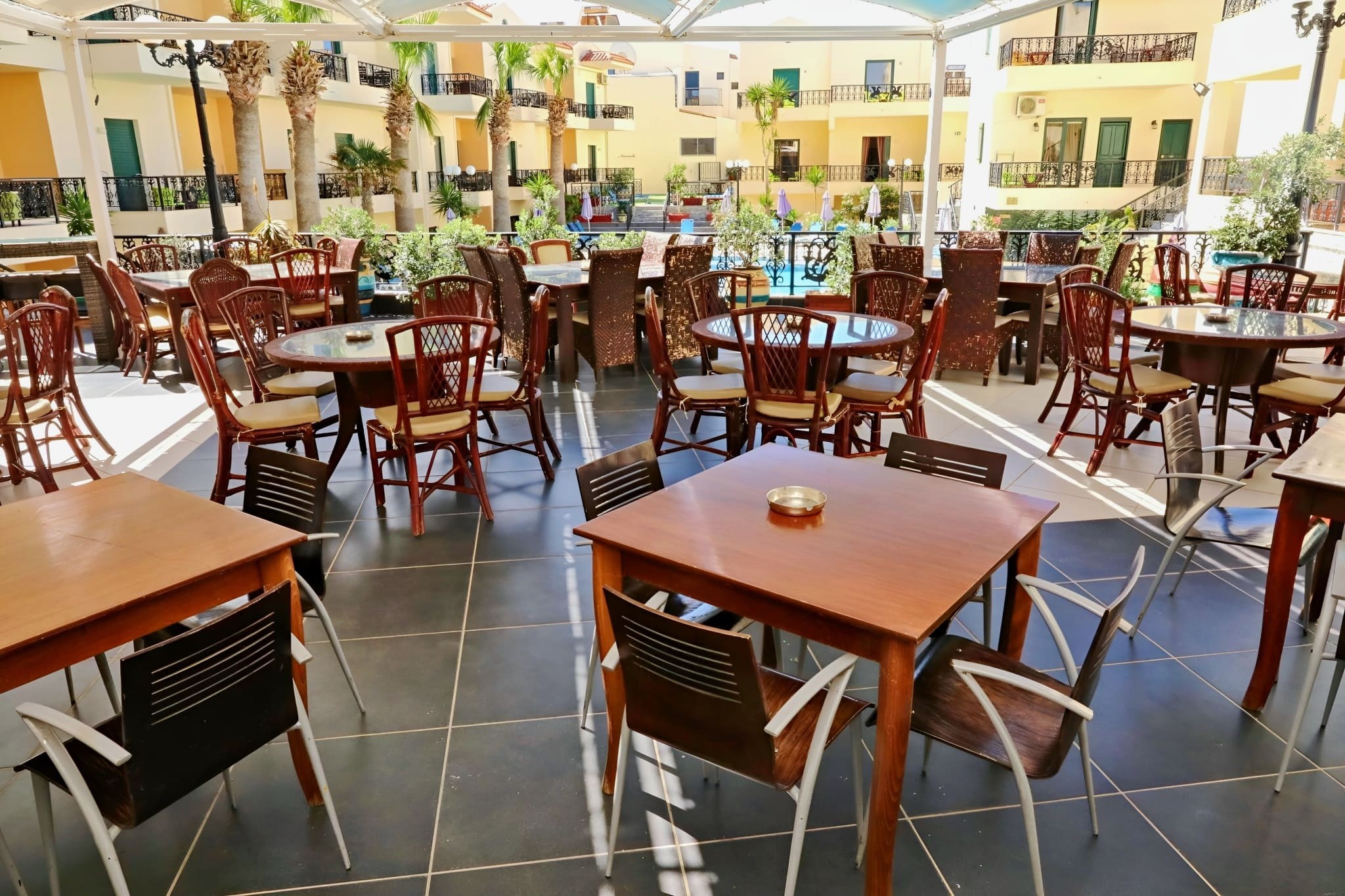 Diogenis Blue Palace 16