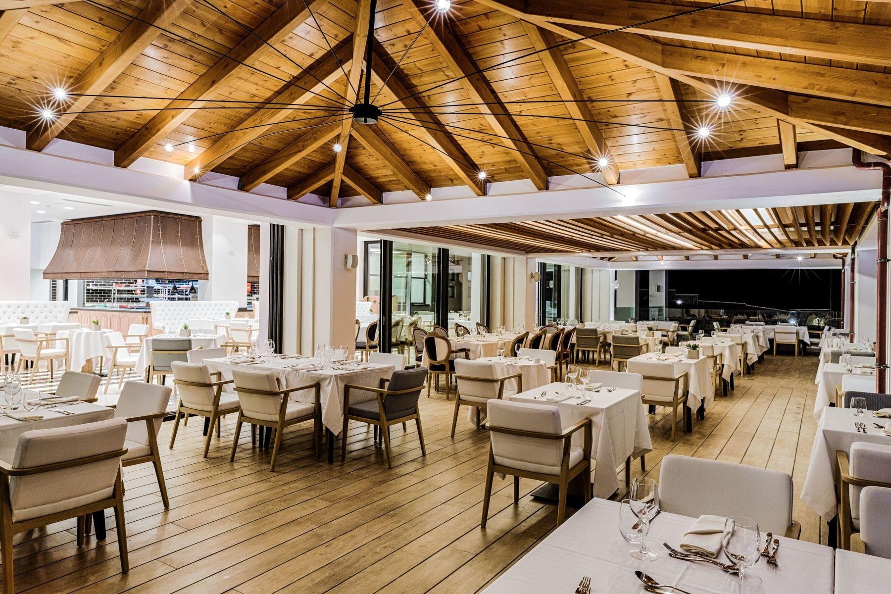 Abaton Island Resort and Spa 5