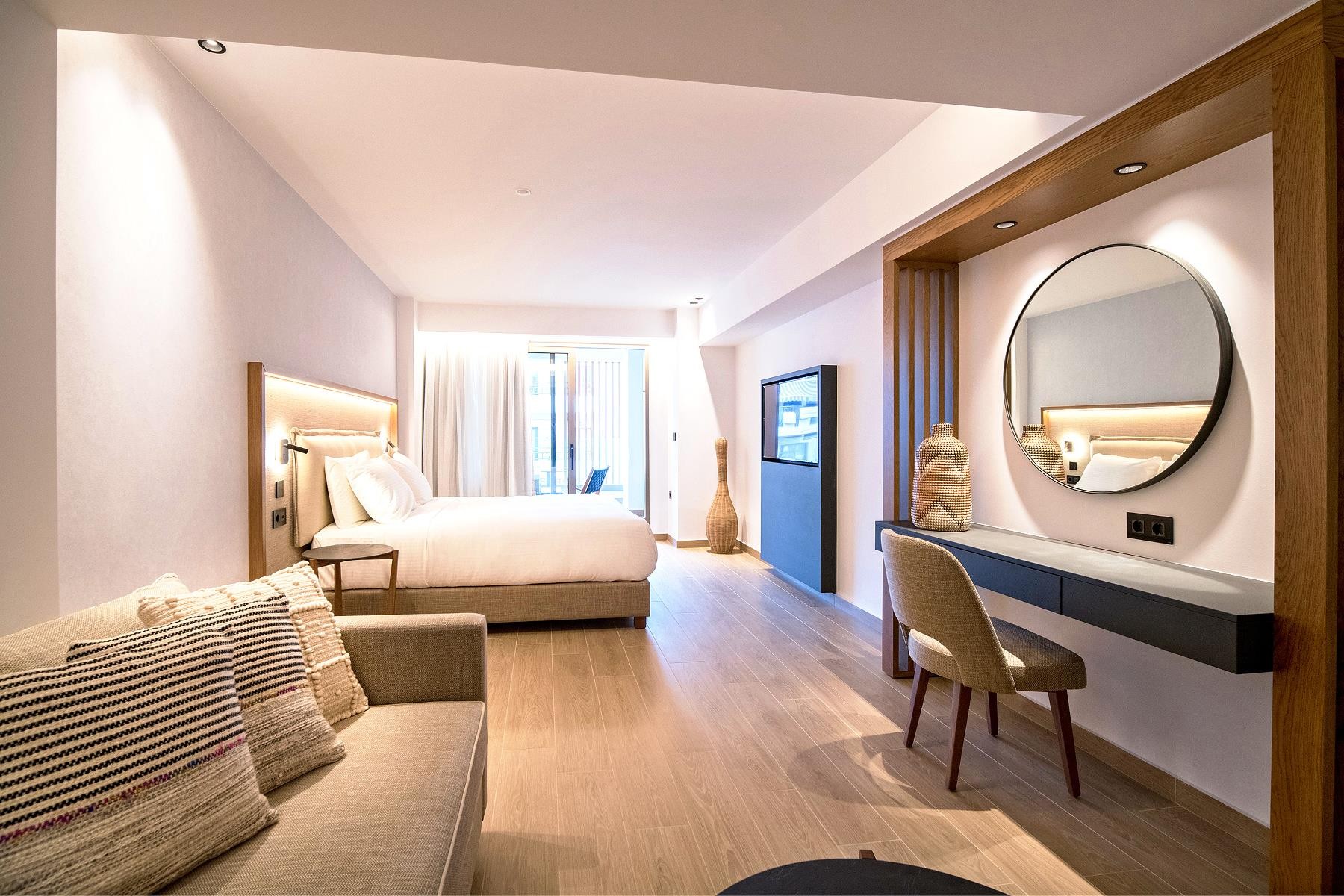 Akasha Beach Hotel and Spa 2