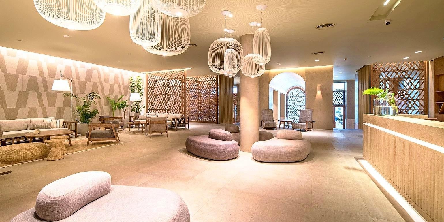 Akasha Beach Hotel and Spa 17