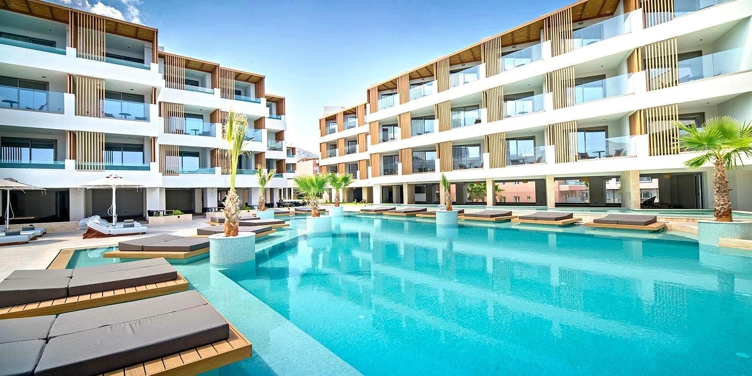 Akasha Beach Hotel and Spa 5