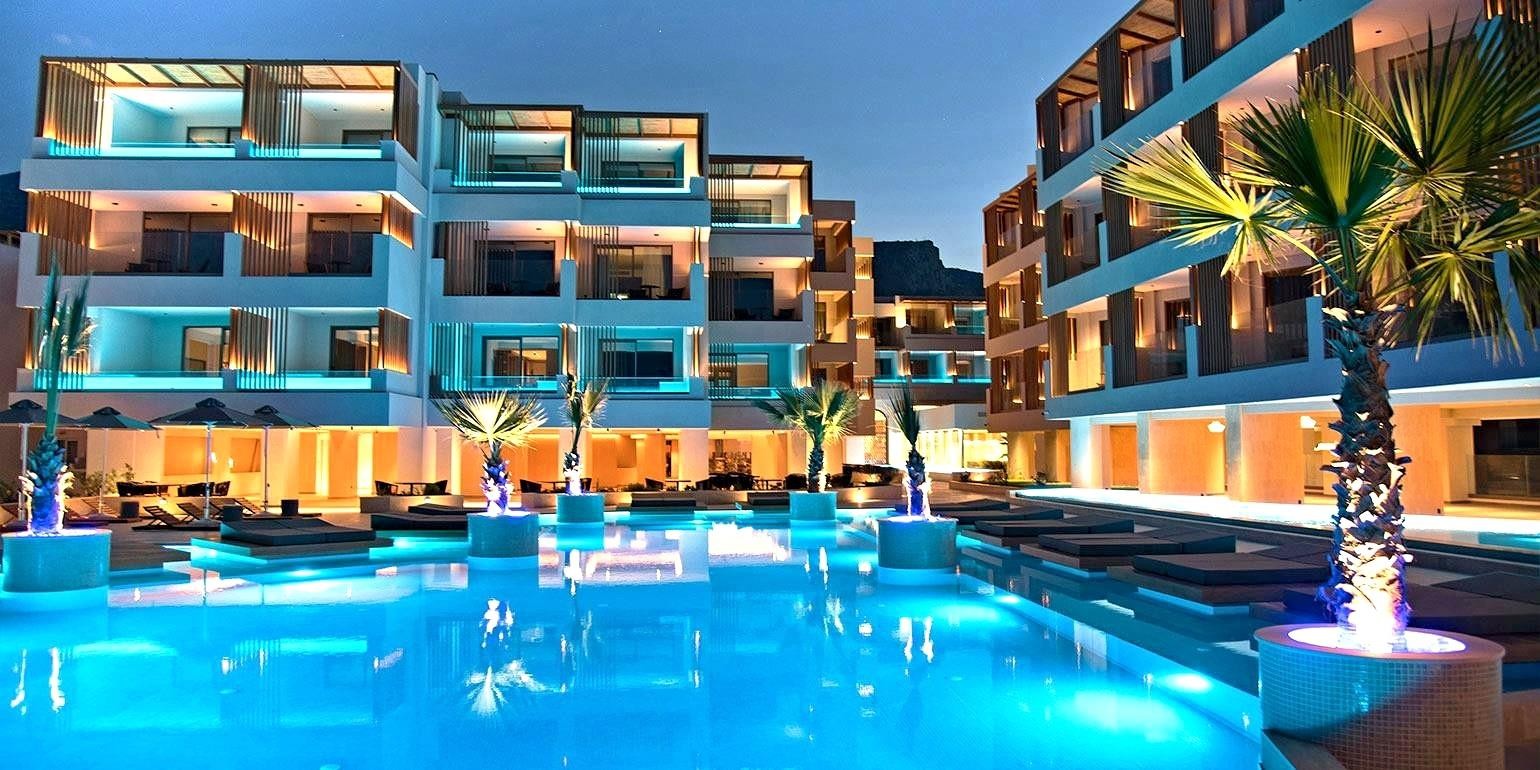 Akasha Beach Hotel and Spa 9