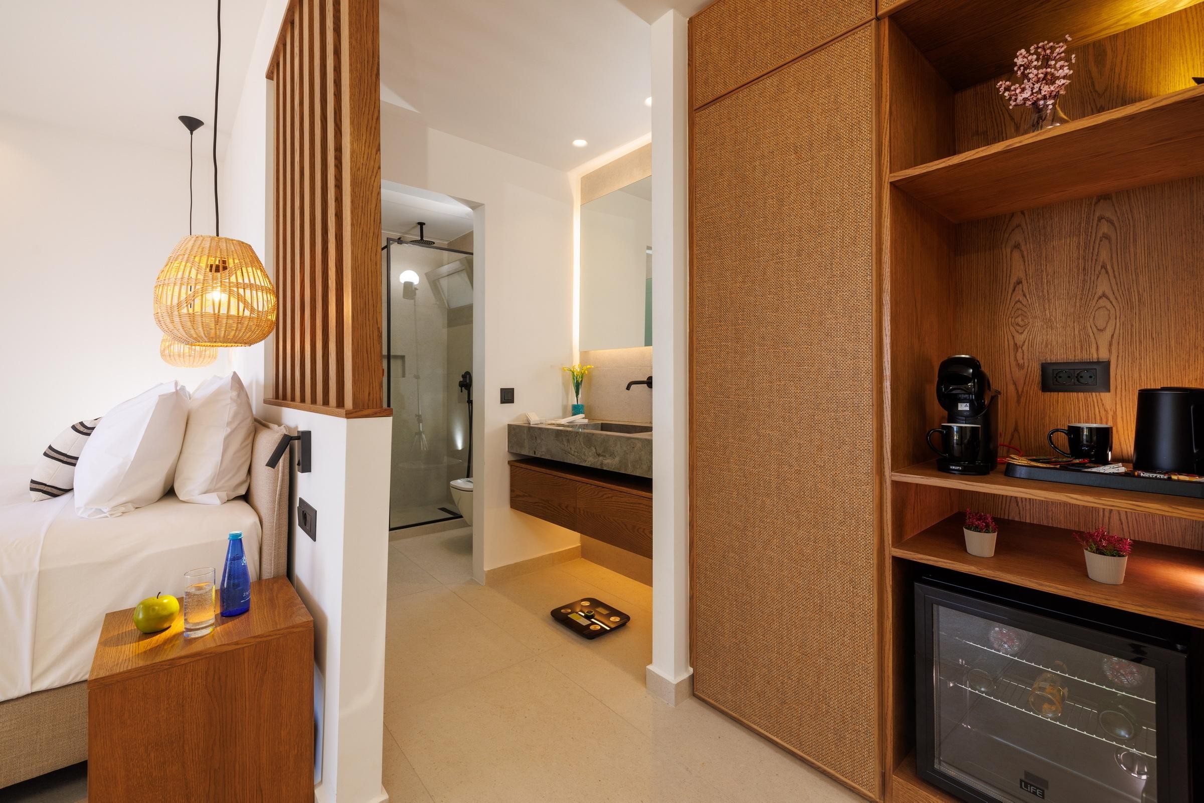 Deos Luxury Suites 10