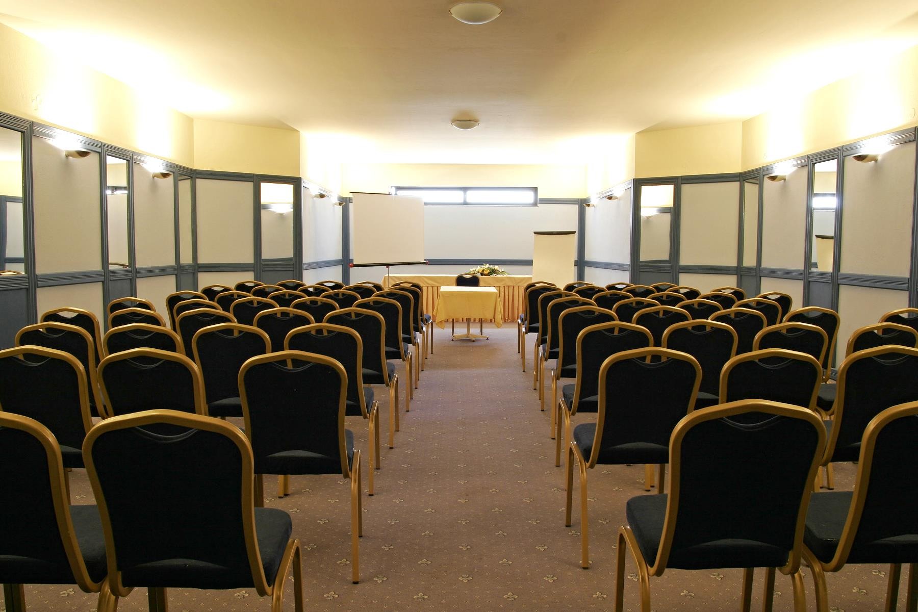 Hersonissos Maris 21