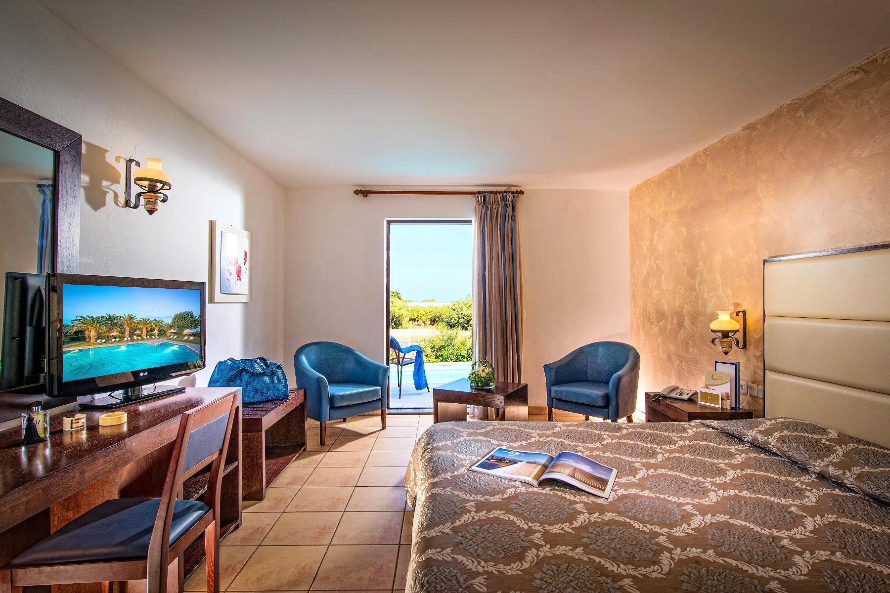 Hersonissos Maris 18