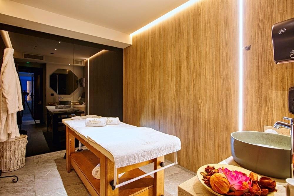 Palmera Beach Hotel & Spa 30