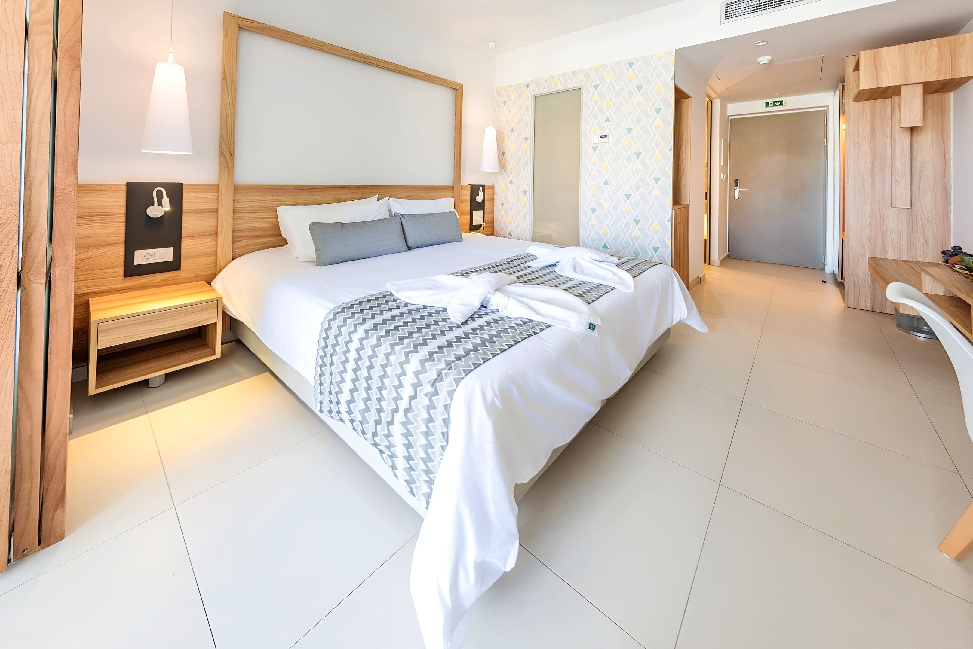 Kiani Beach Resort 7