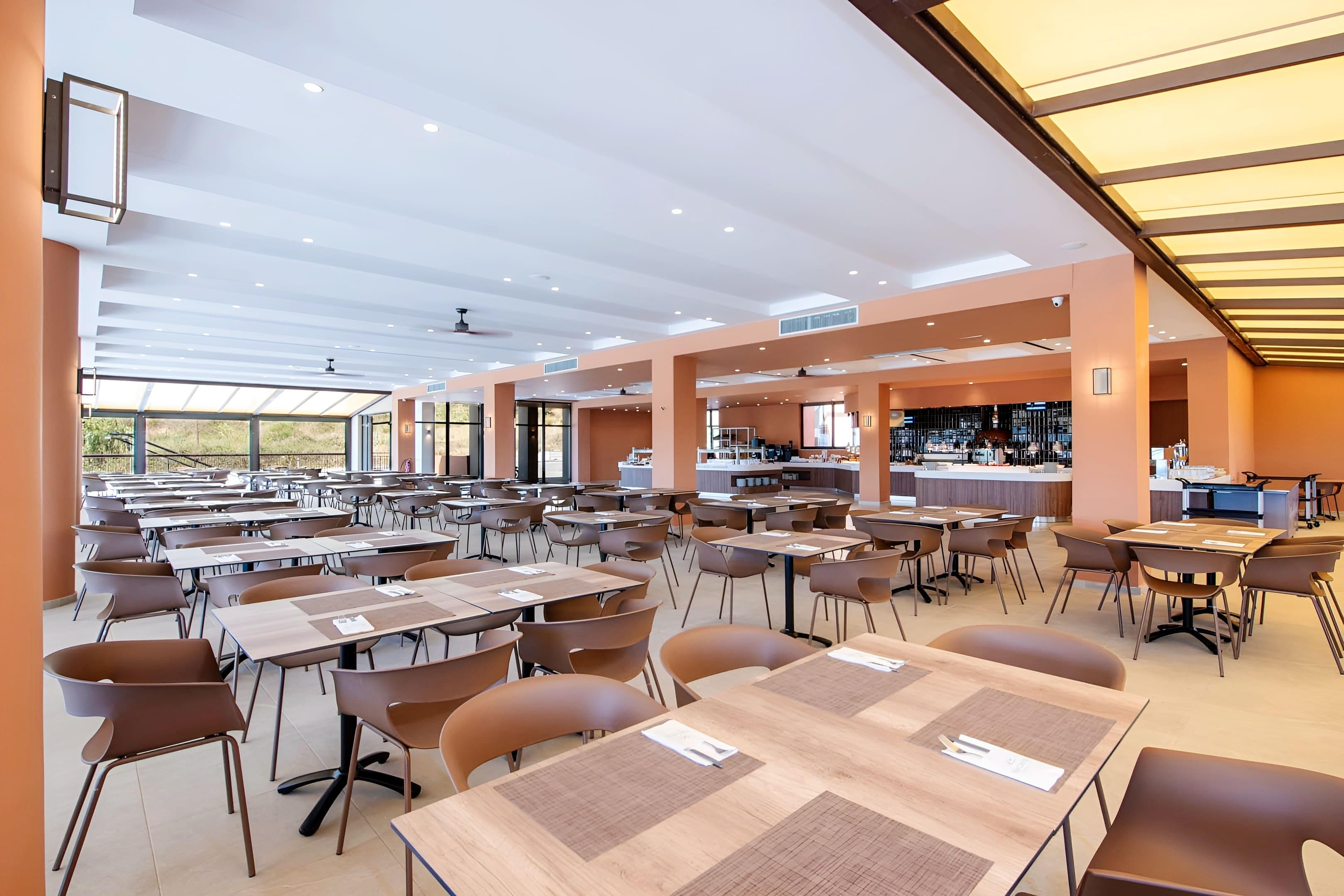 Kiani Beach Resort 13