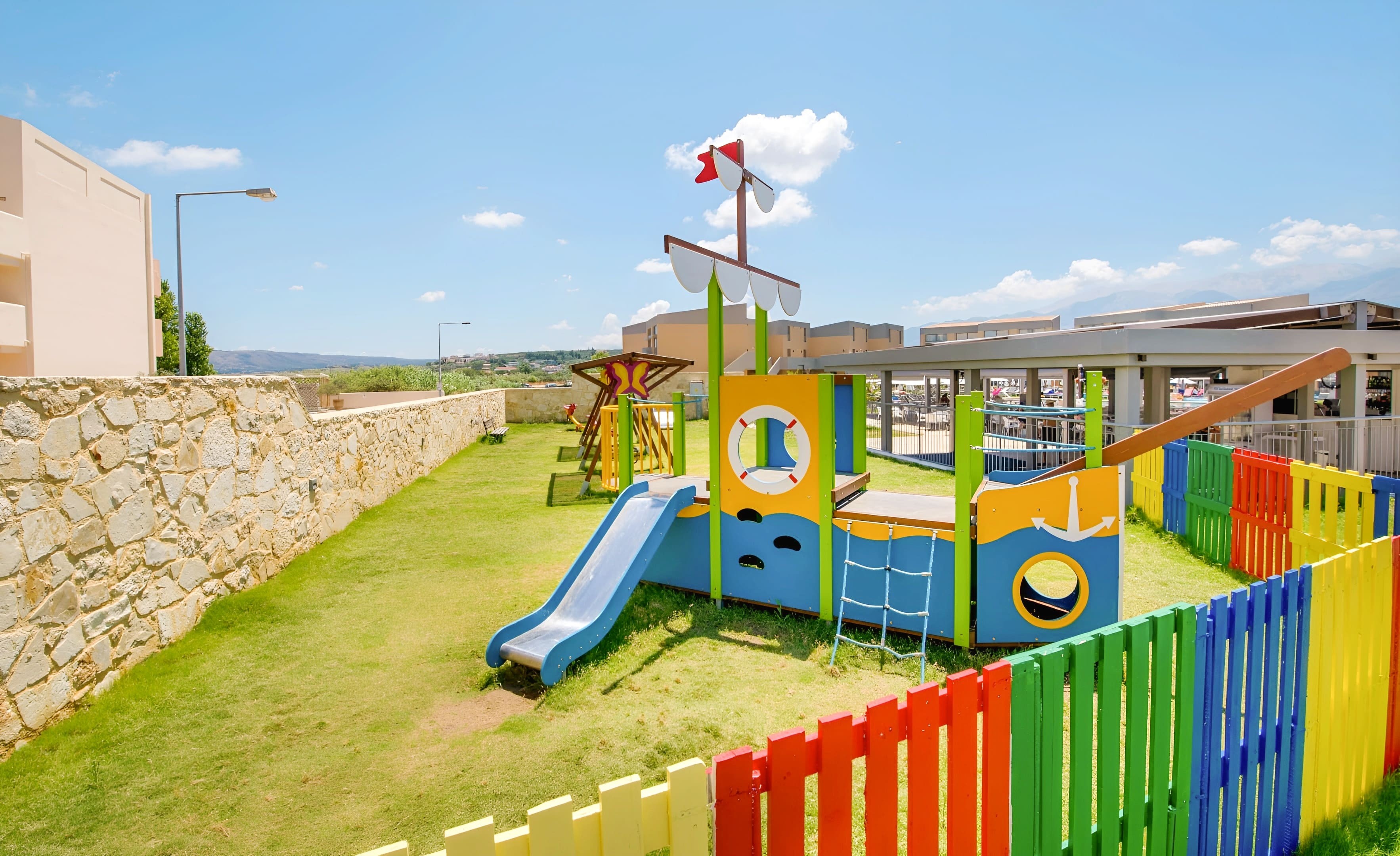 Kiani Beach Resort 18