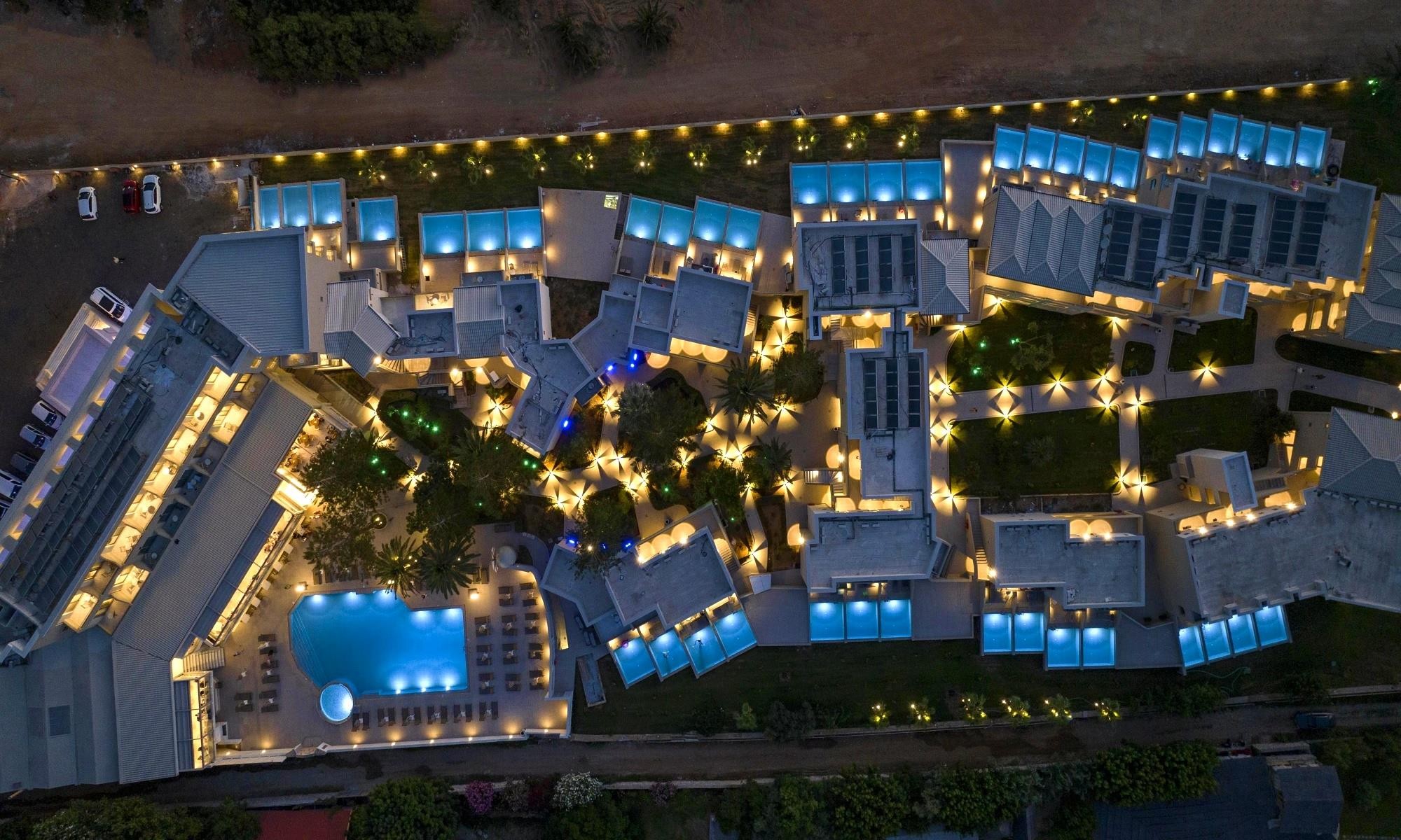 Vantaris Luxury Beach Resort 25