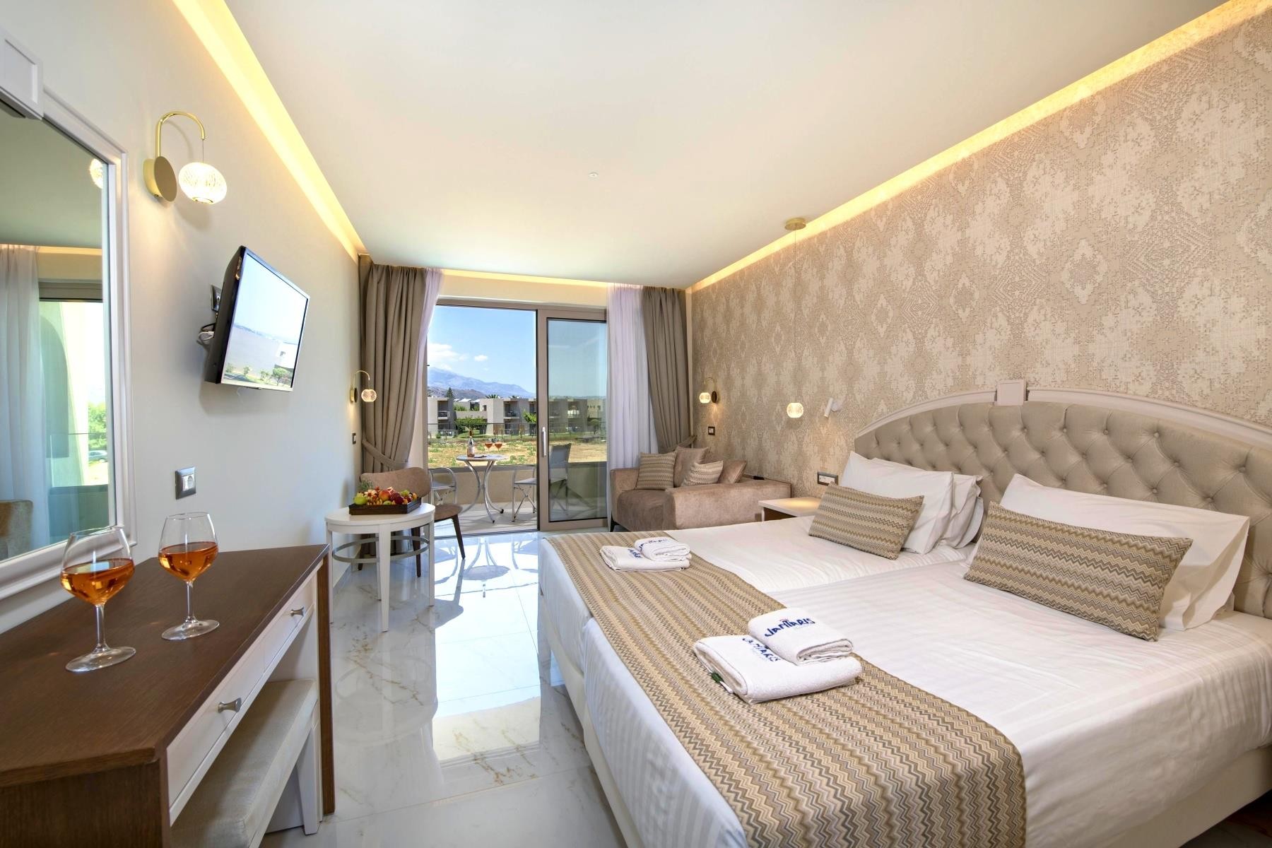 Vantaris Luxury Beach Resort 12