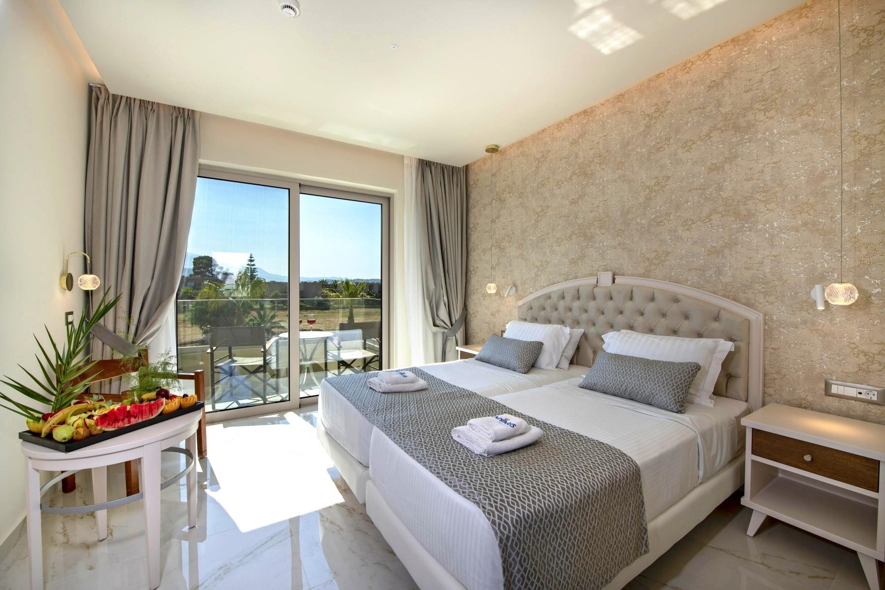 Vantaris Luxury Beach Resort 11