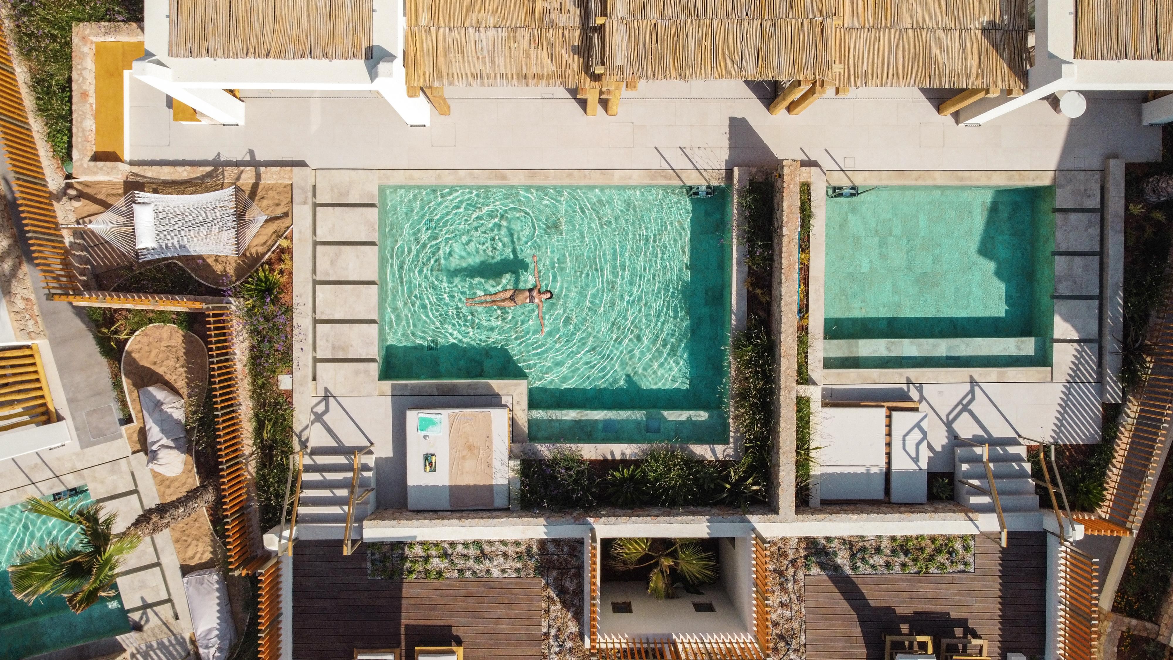 MITSIS SELECTION RINELA 33