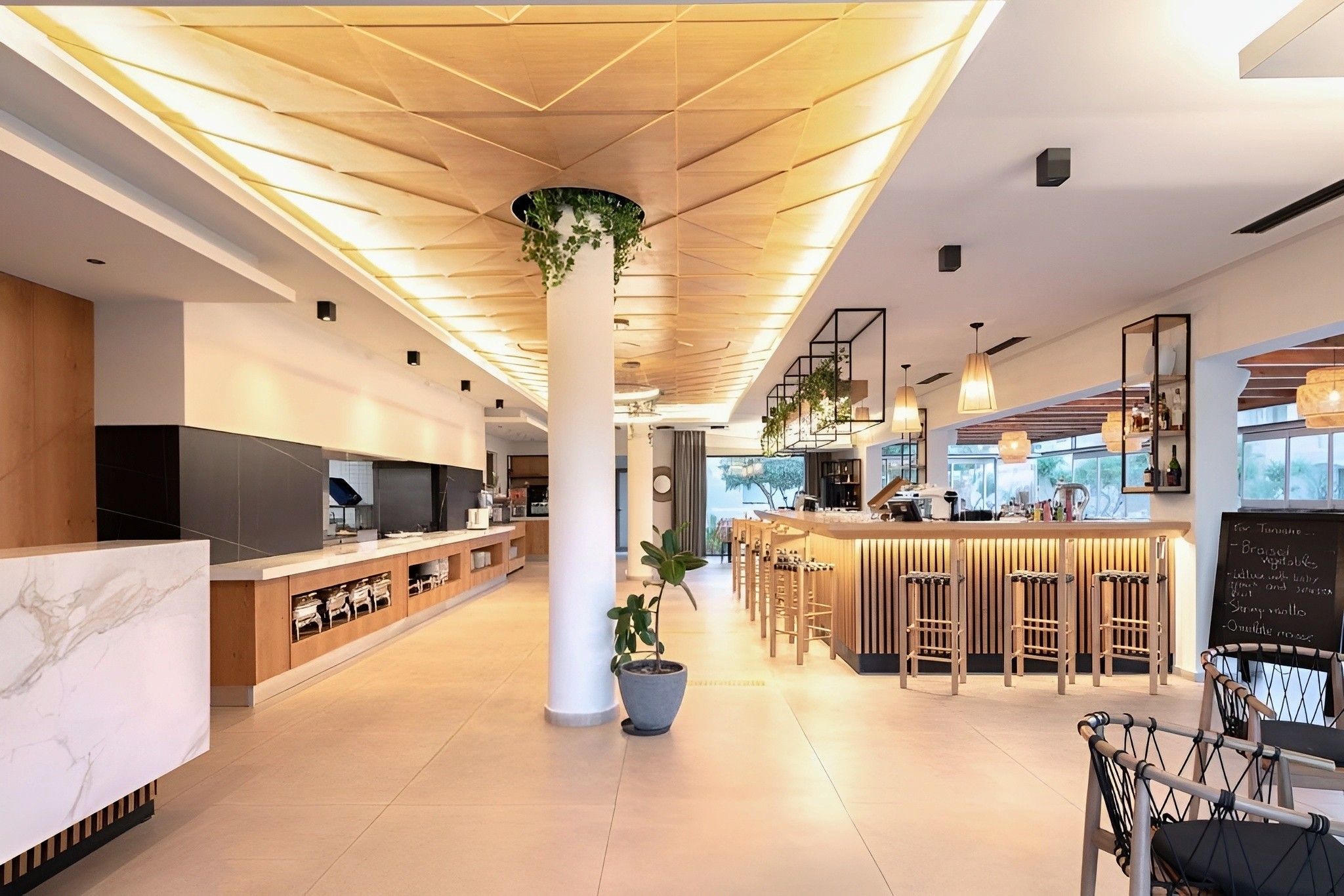 Malena Hotel & Suites 17