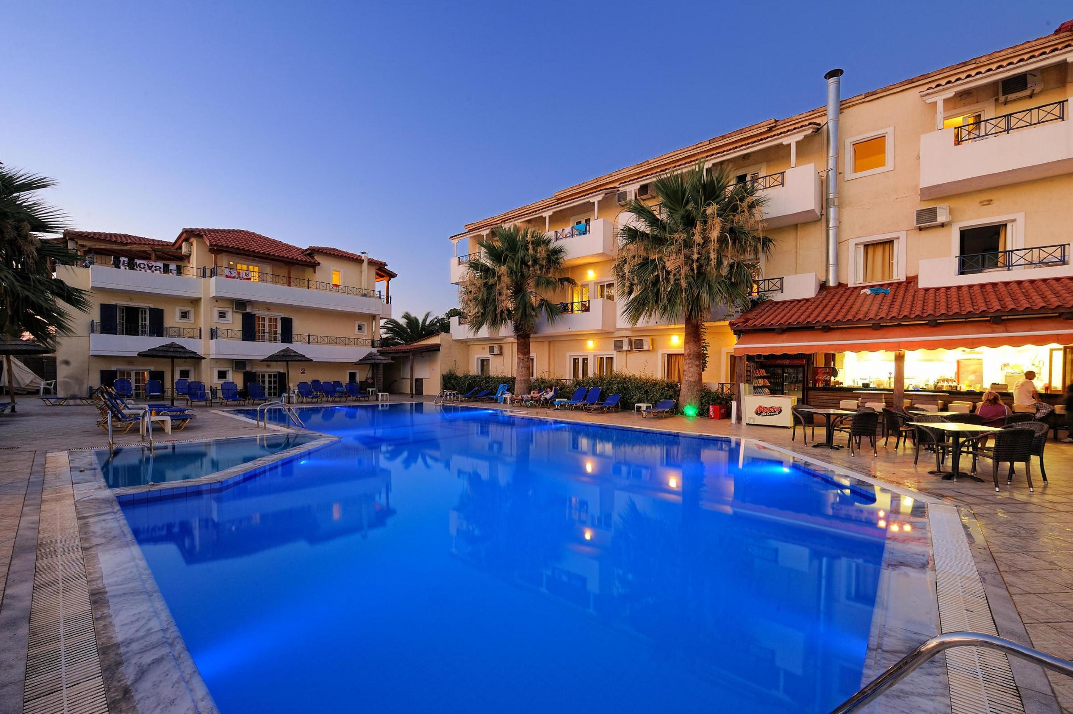 Philoxenia Hotel and Apartments 3