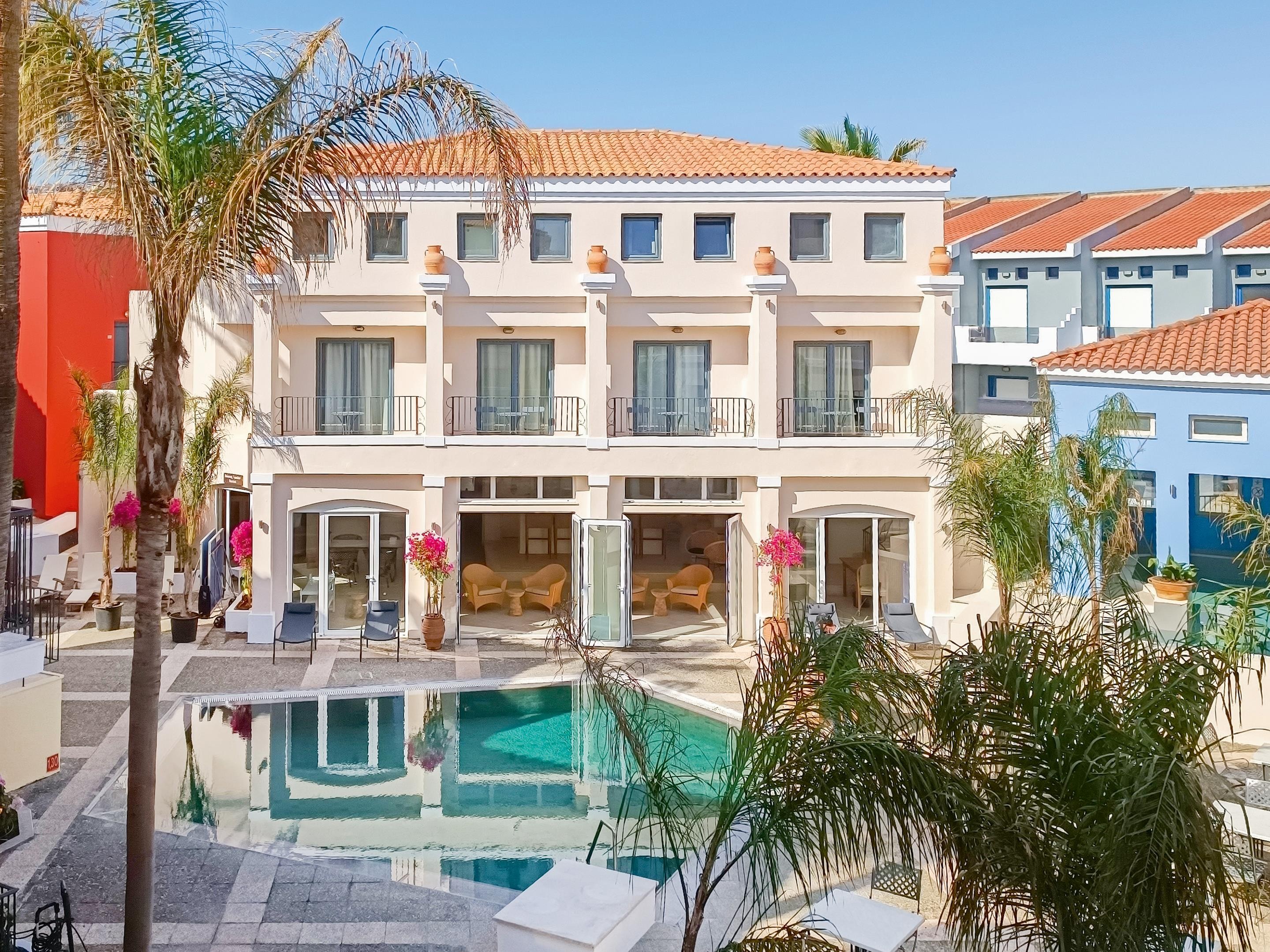 Grecotel Plaza Beach House 25