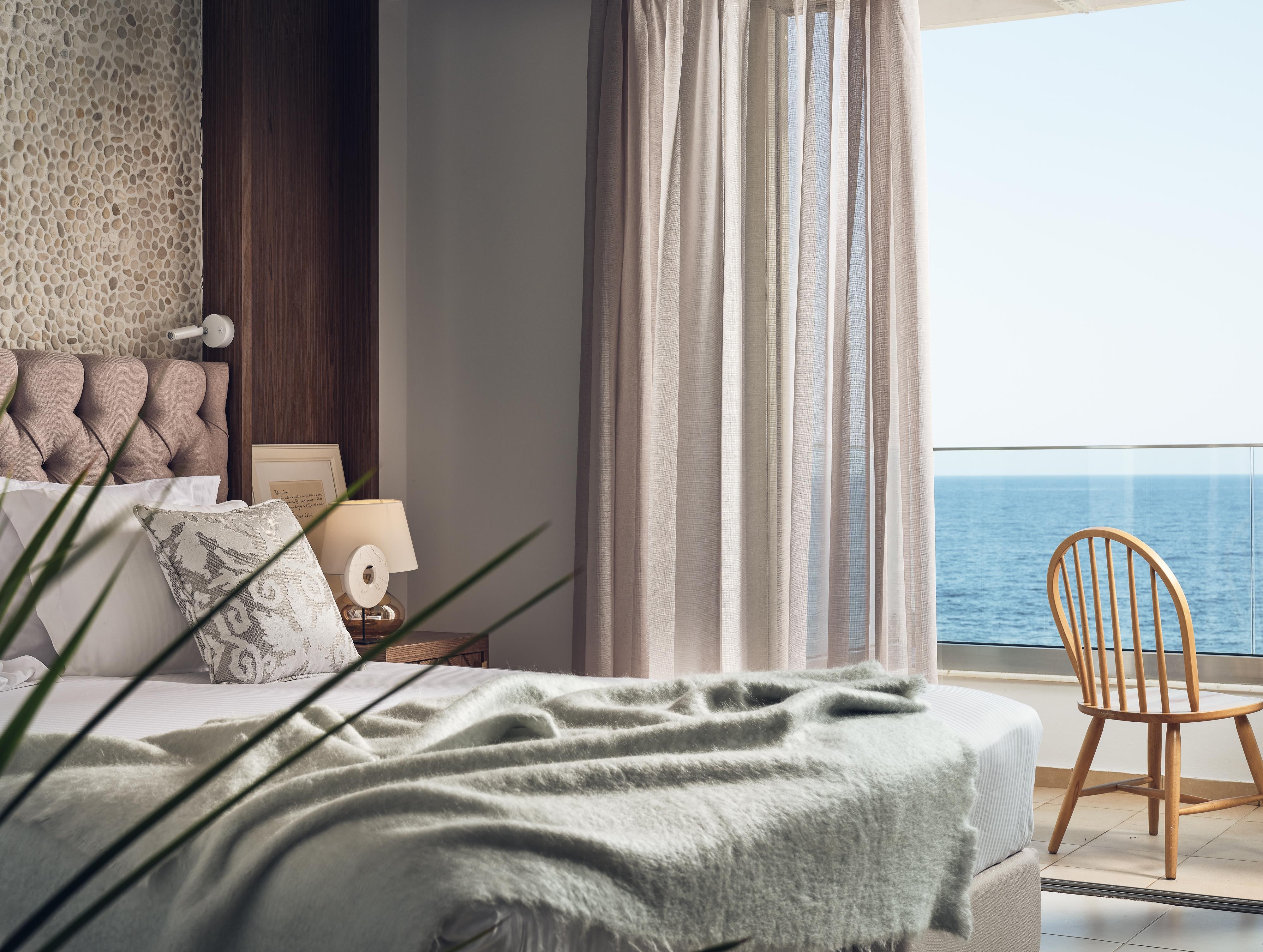 The Royal Blue Resort & SPA 9