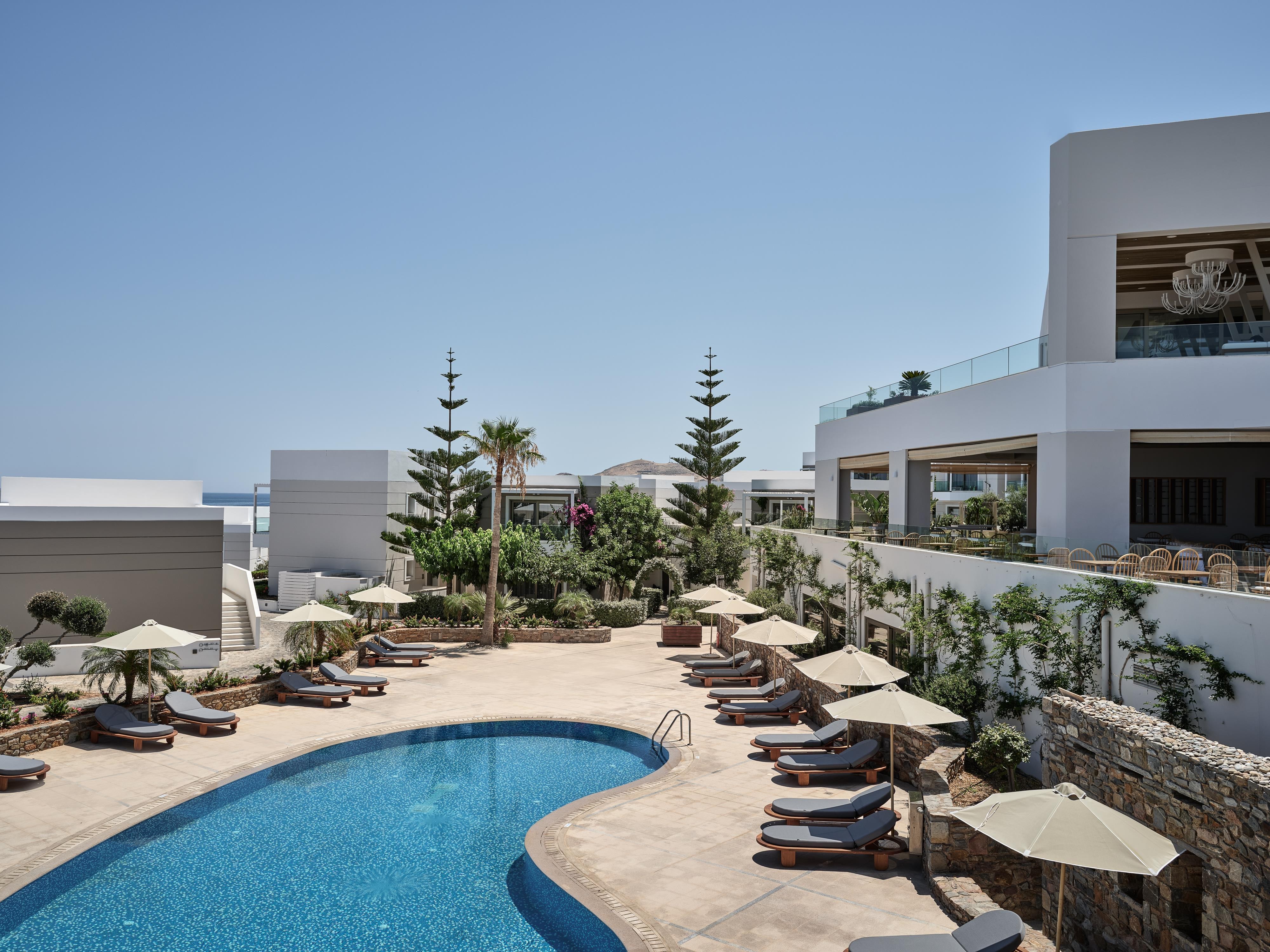 The Royal Blue Resort & SPA 2