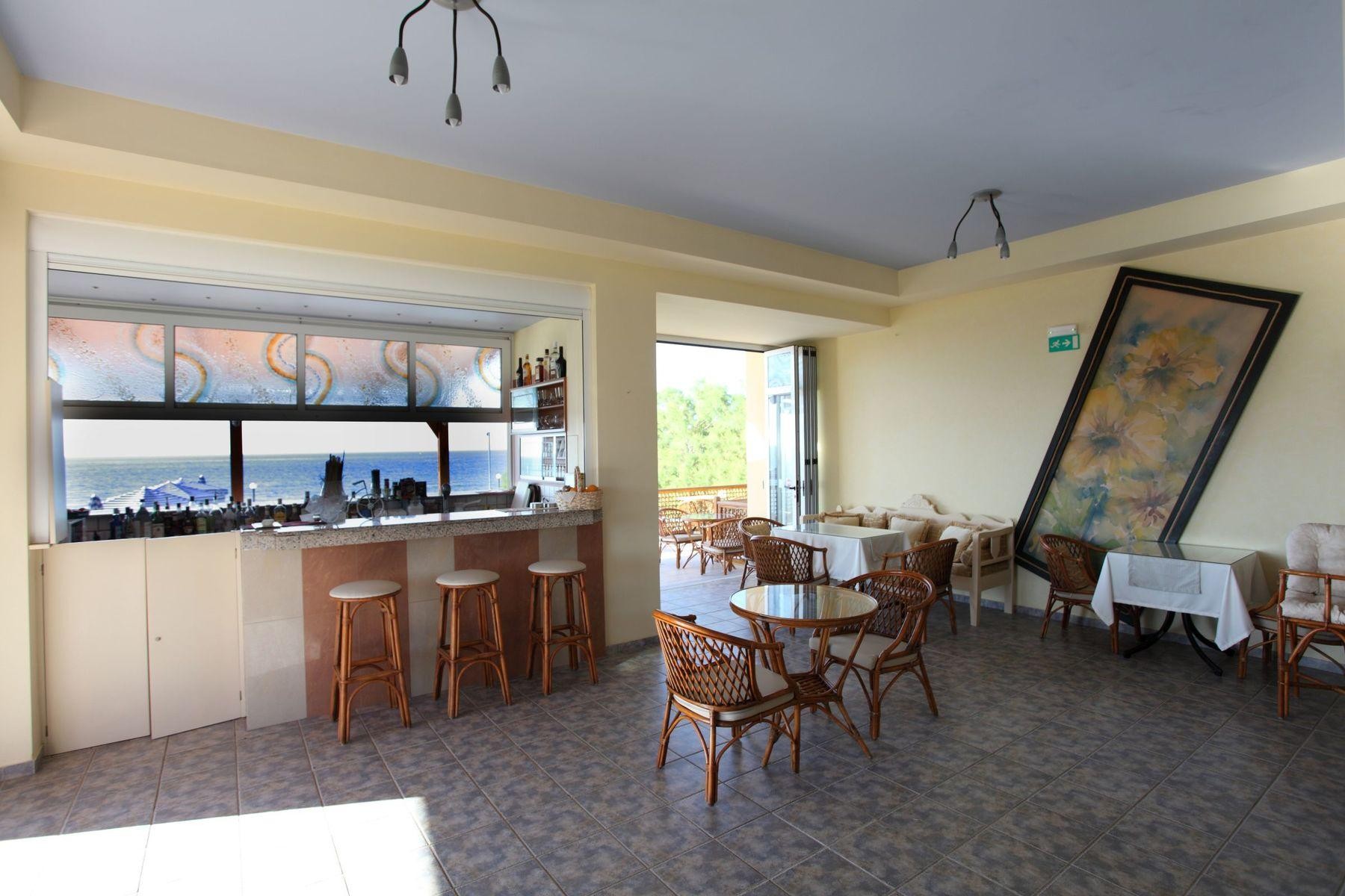 Danaos Beach Apartments 6