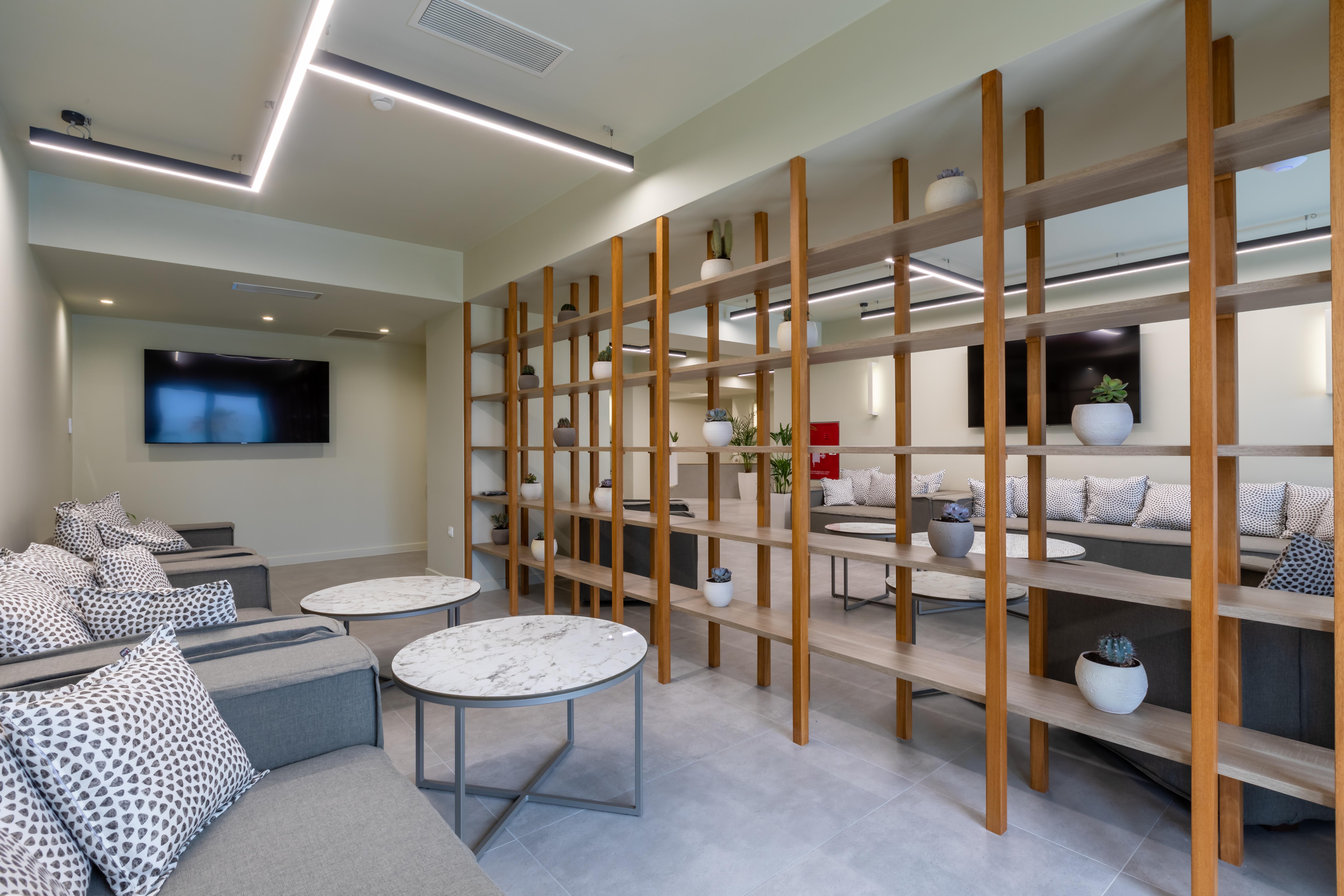 White Olive Elite Rethymno 21