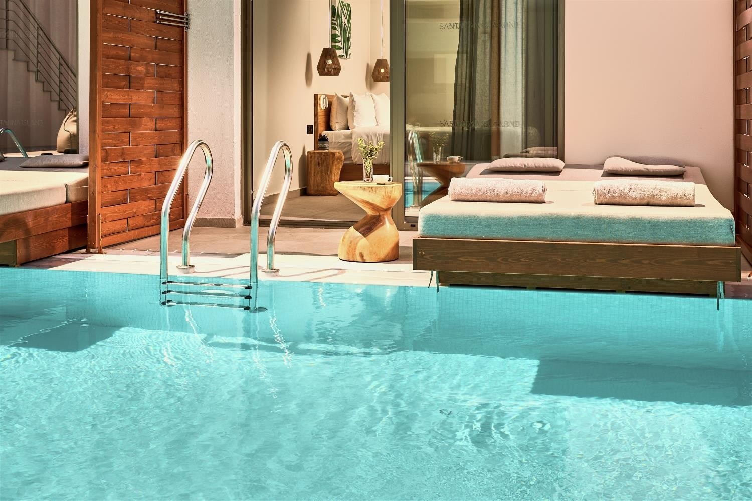 Enorme Santanna Island 13