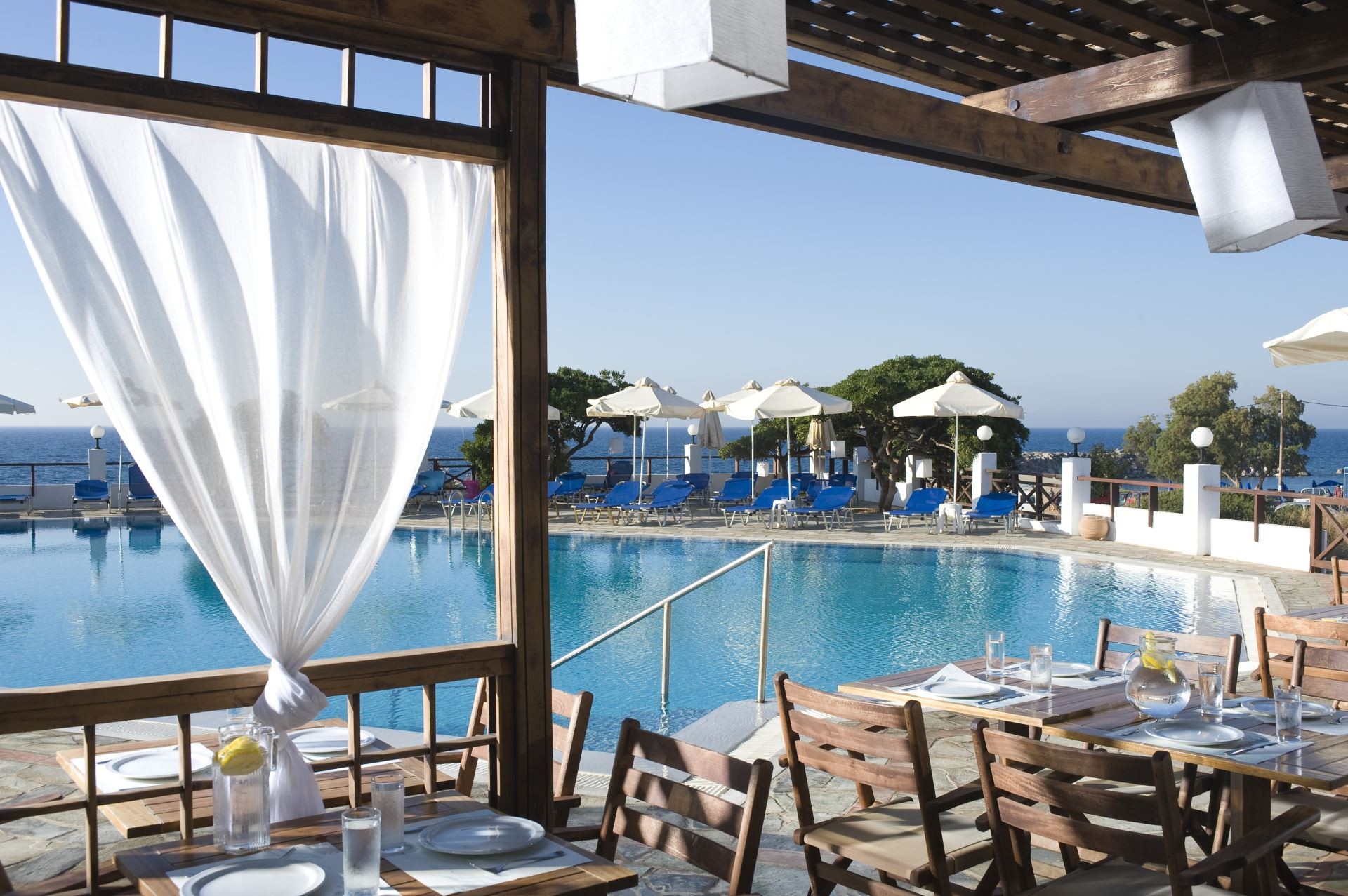 Maritimo Beach Hotel
