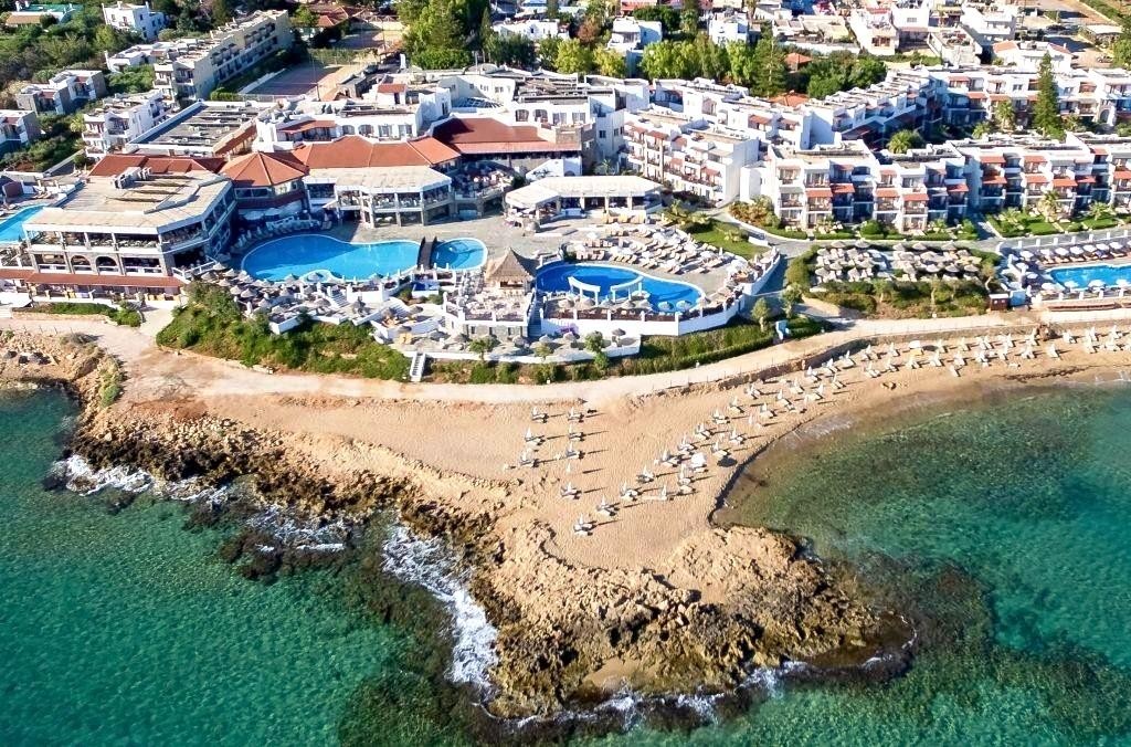 Alexander Beach Hotel & Village