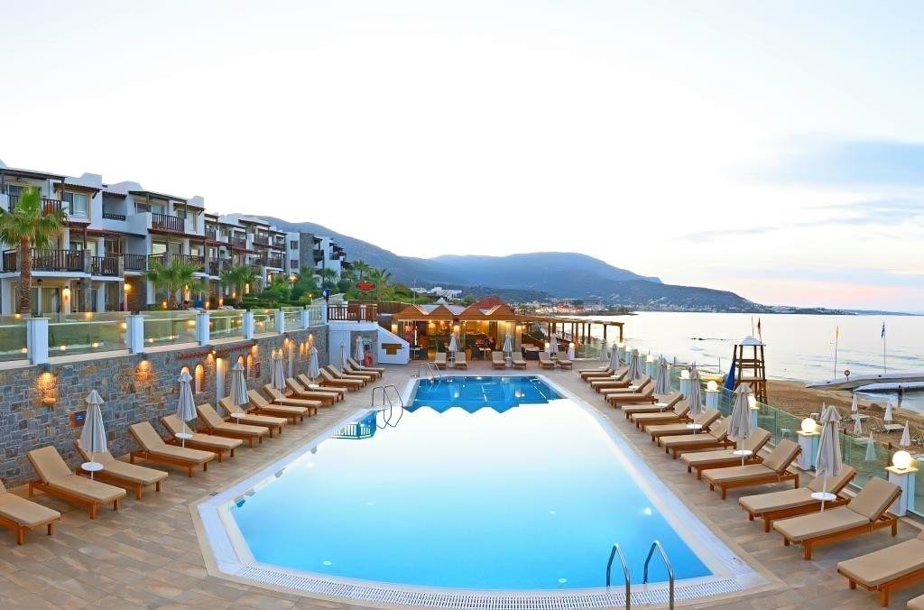 Alexander Beach Hotel & Village 29